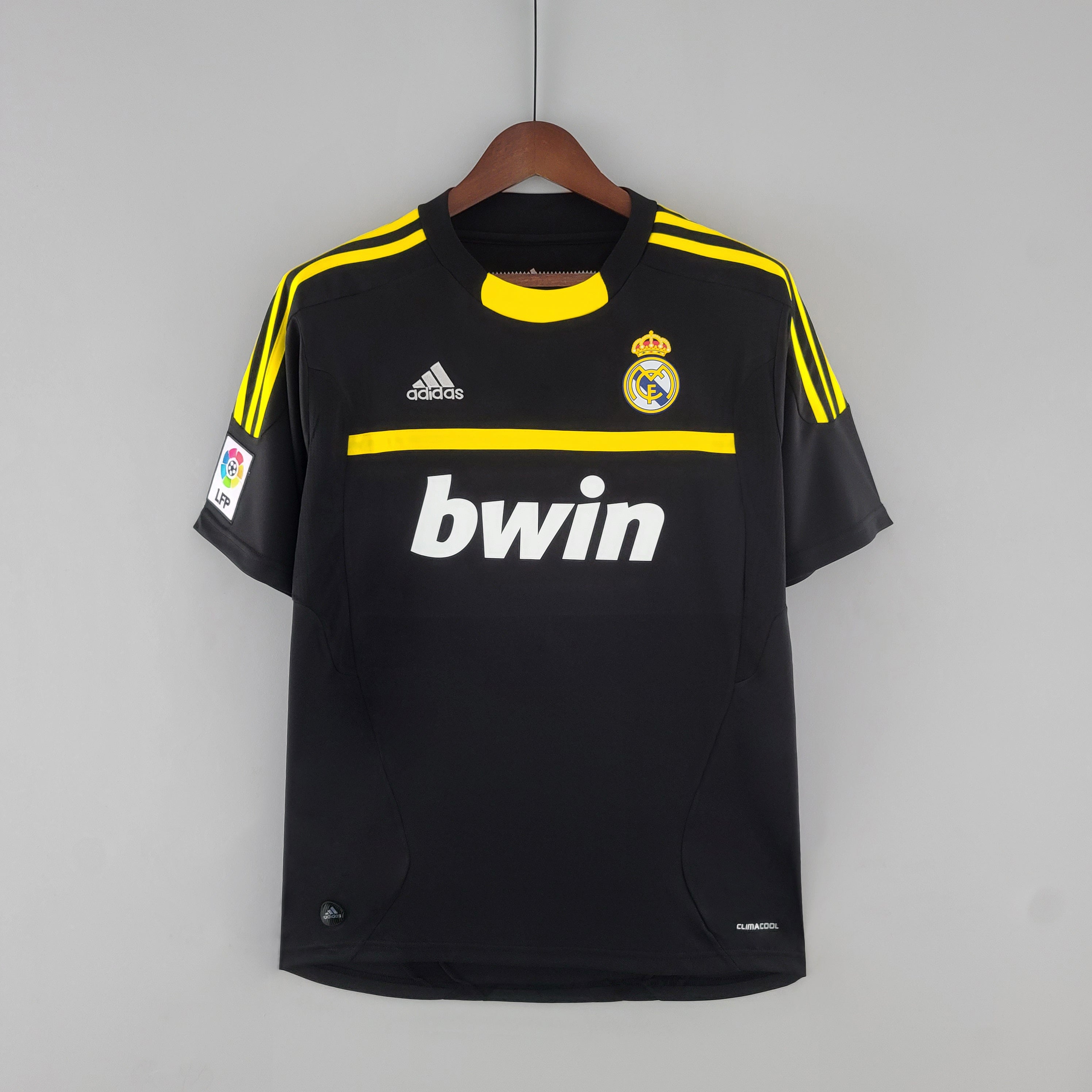 Real Madrid goalkeeper jersey. Season 11/12