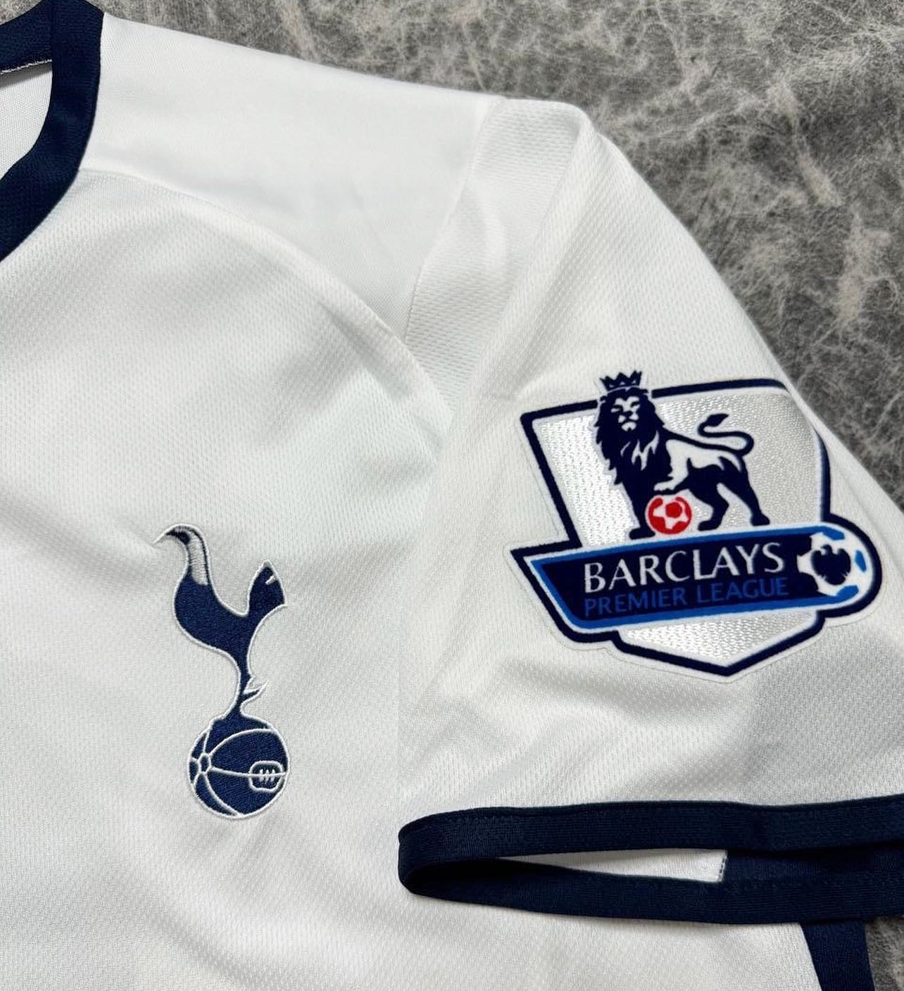 Tottenham Hotspur home jersey. Season 08/09. Luka Modric