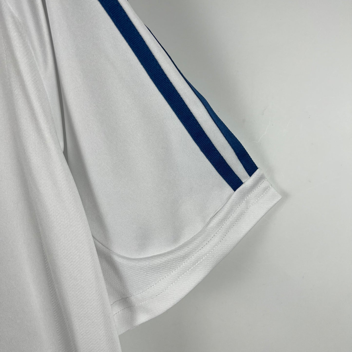 Real Madrid home jersey. Season 01/02