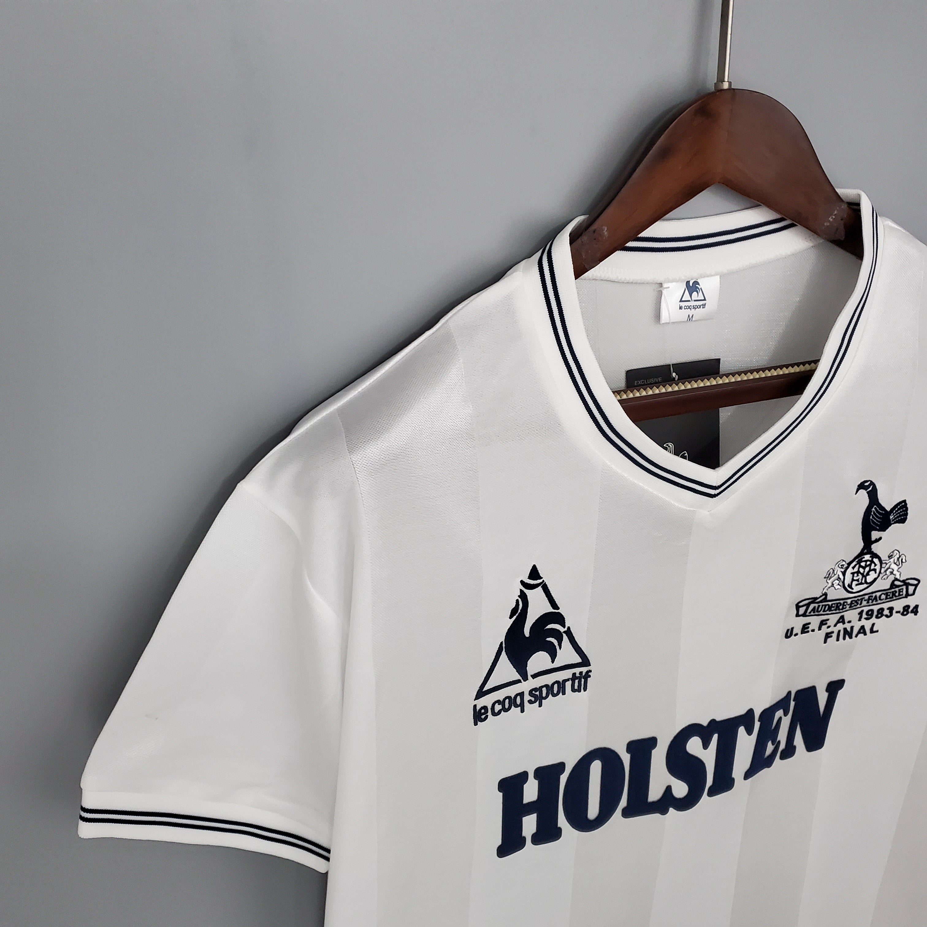 Tottenham Hotspur home jersey. Season 83/84