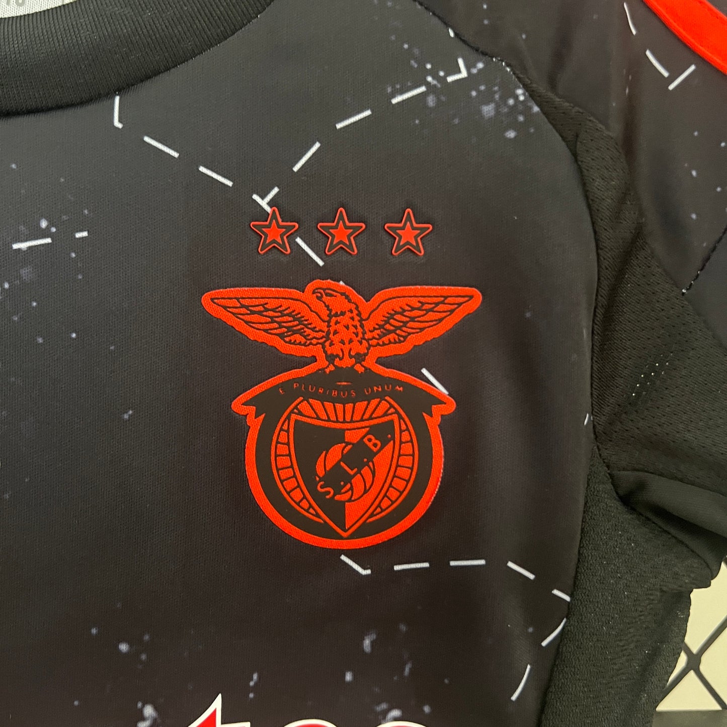 Benfica away kids set. Season 24/25