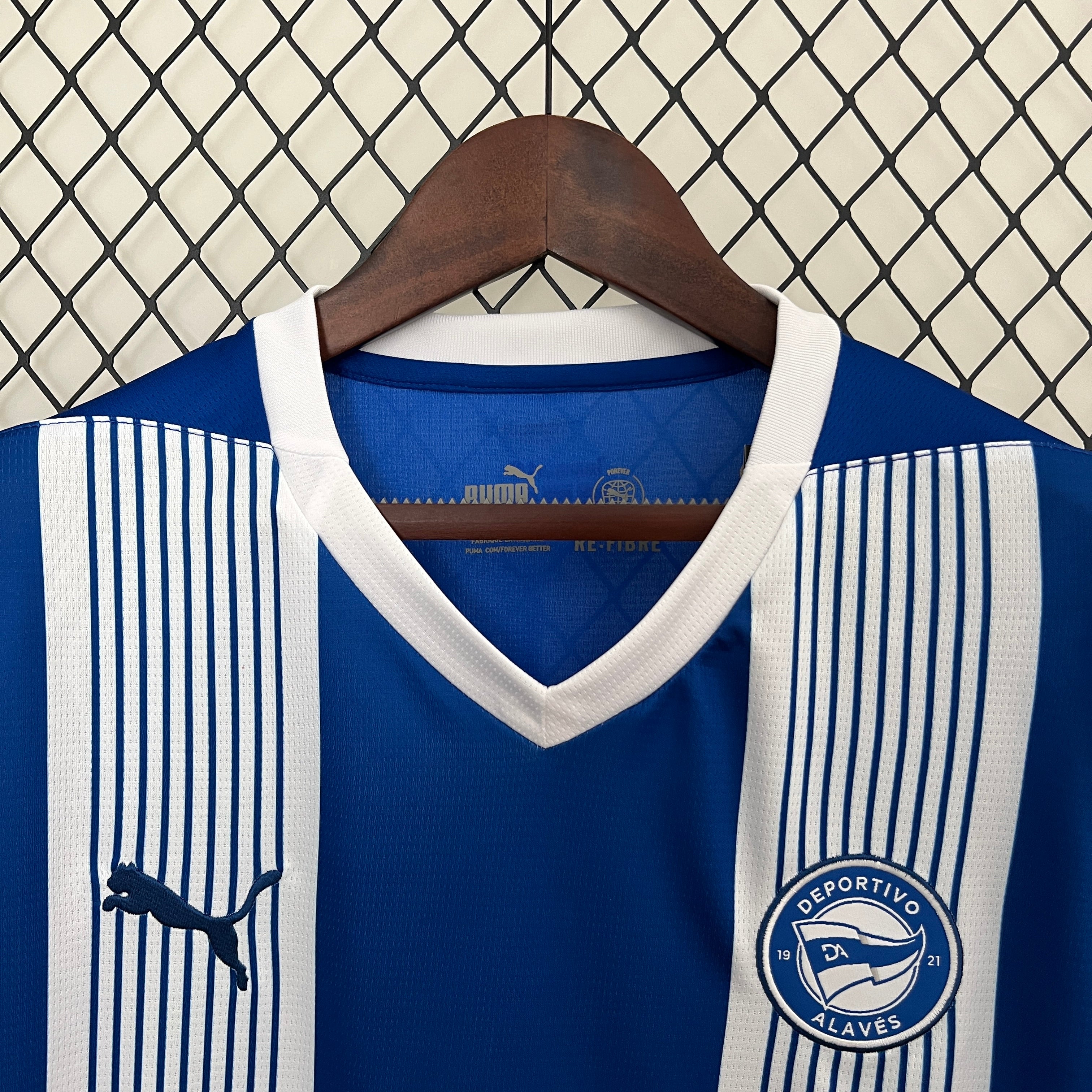 Alaves home jersey. Season 24/25