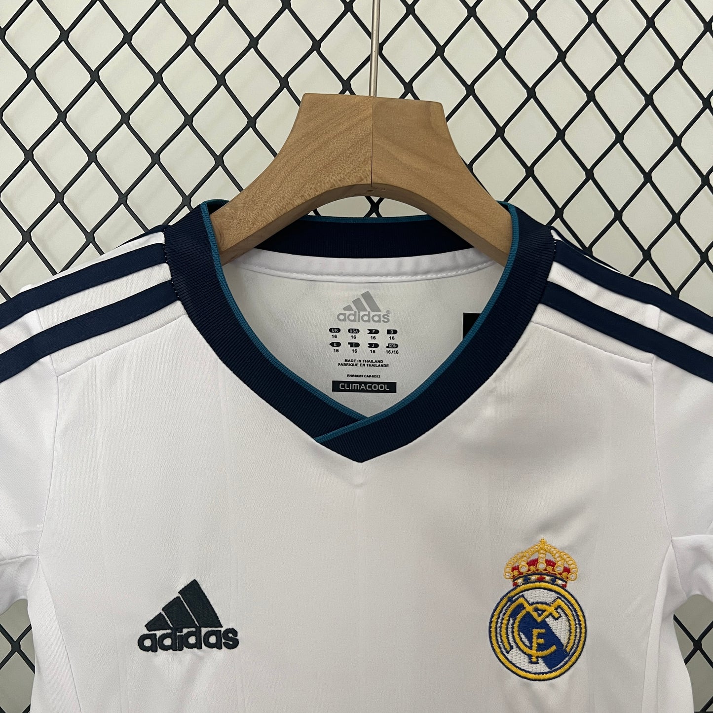 Real Madrid home kids set. Season 12/13