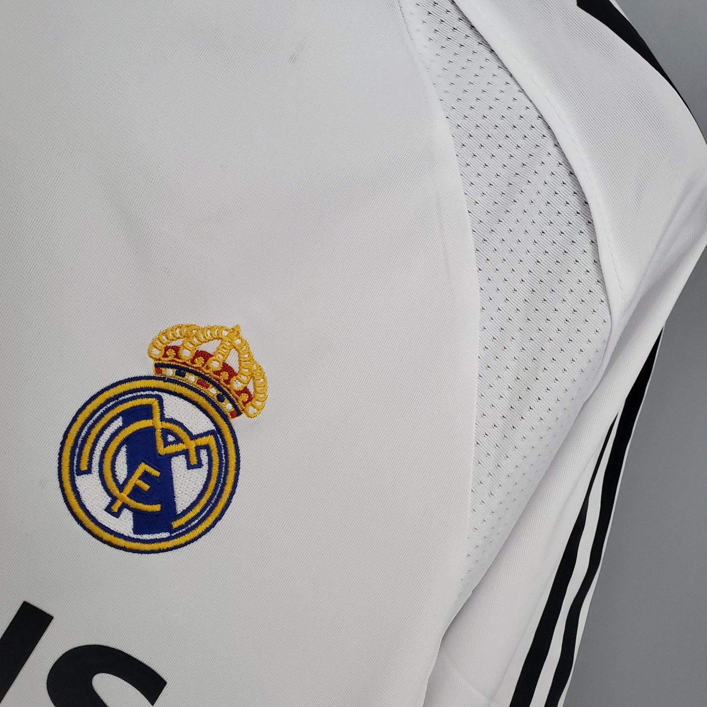 Real Madrid home jersey. Season 05/06
