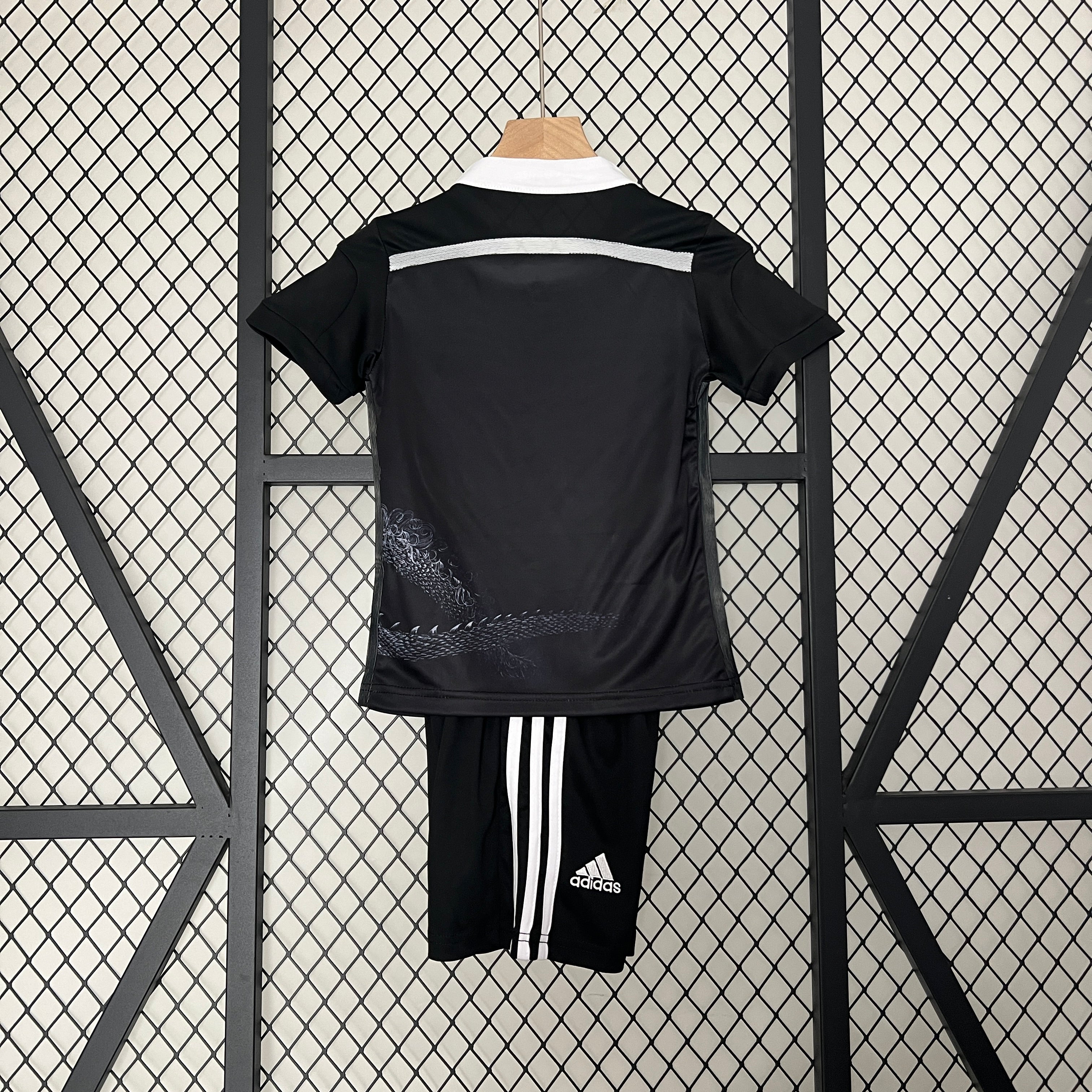 Real Madrid third kids set. Season 14/15