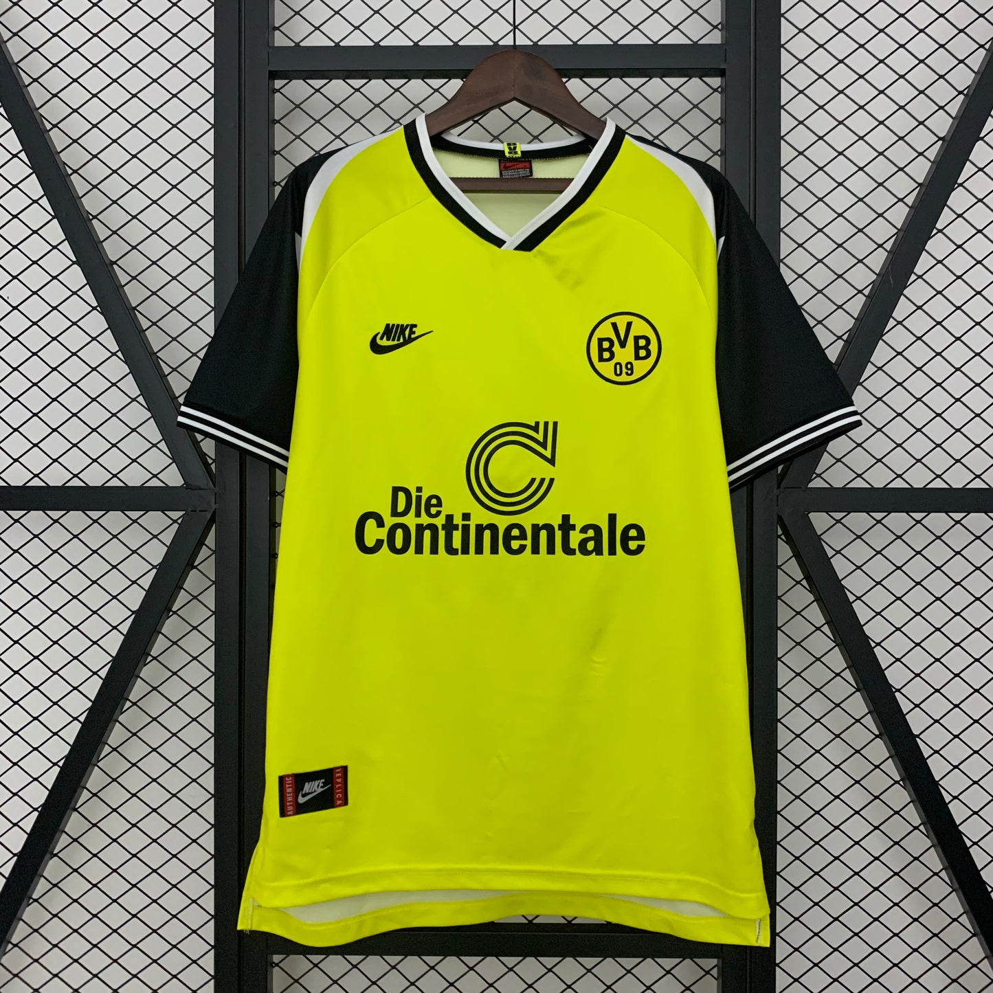 Borussia Dortmund home jersey. Season 95/96