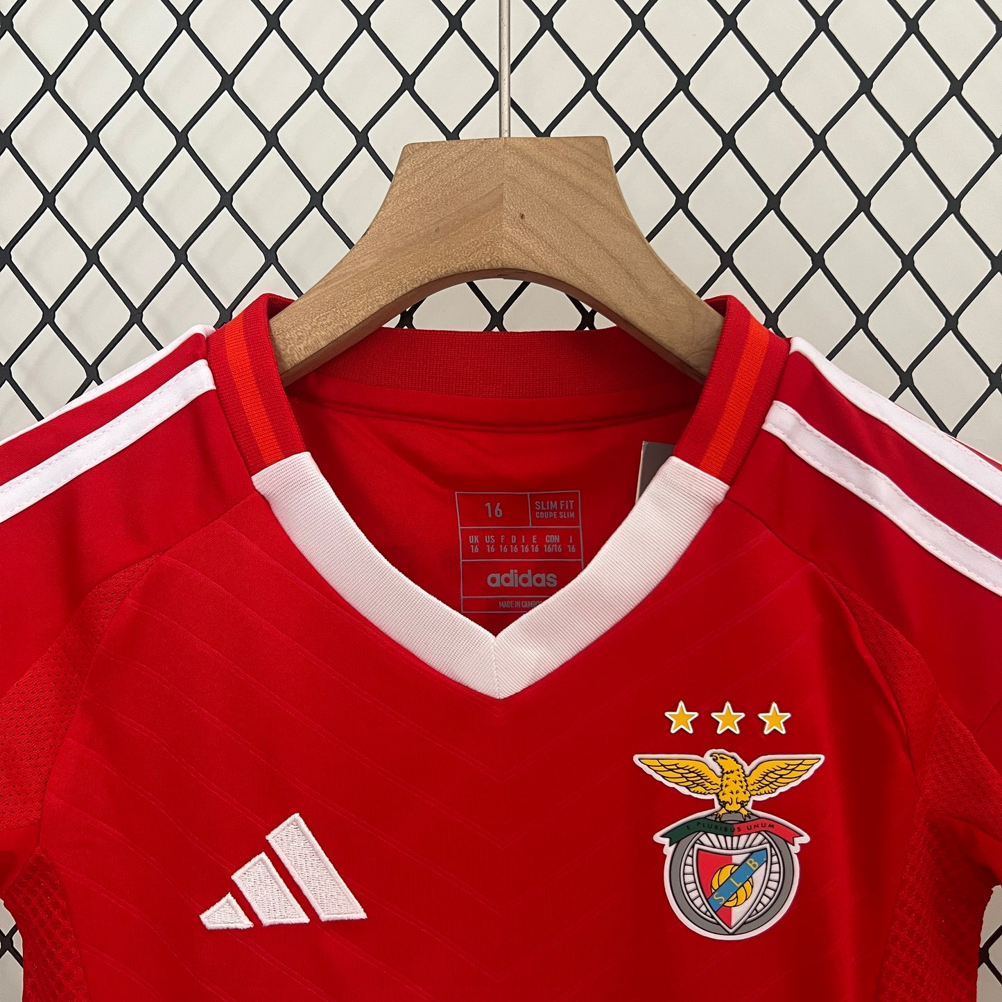 Benfica home kids set. Season 24/25