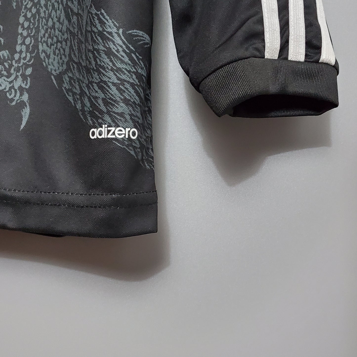 Real Madrid longsleeve third jersey. Season 14/15