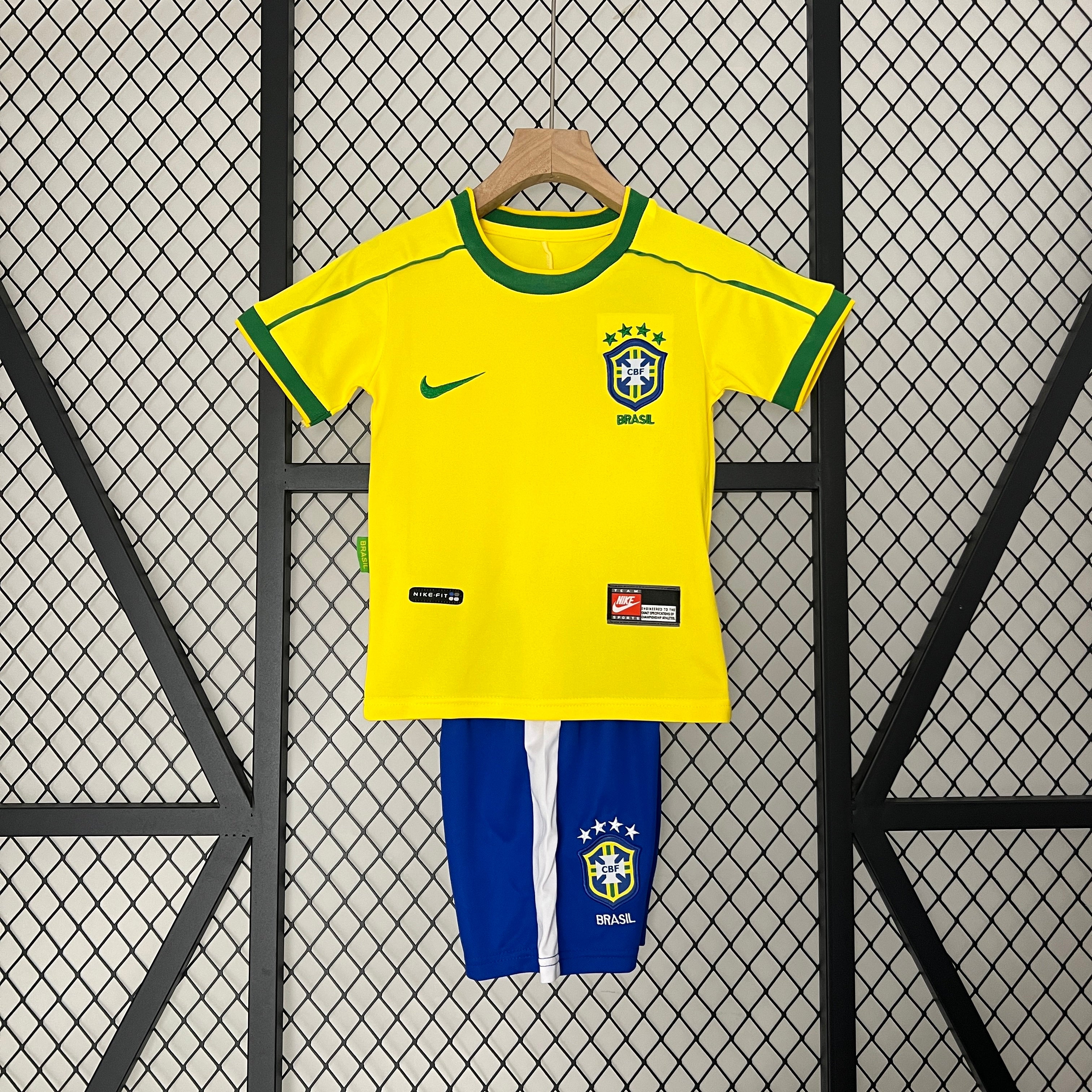Brazil home kids set. Season 97/98