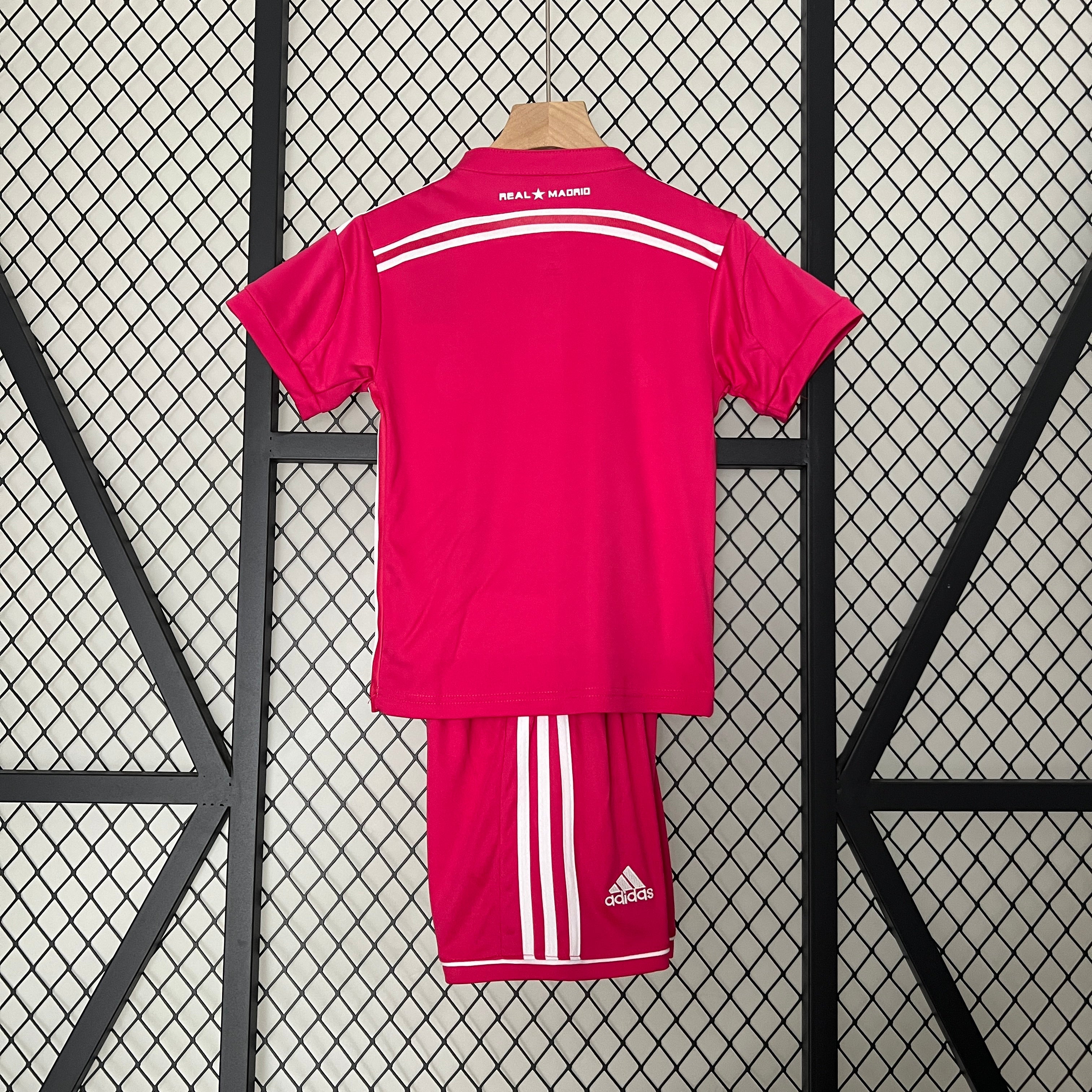 Real Madrid third kids set. Season 14/15