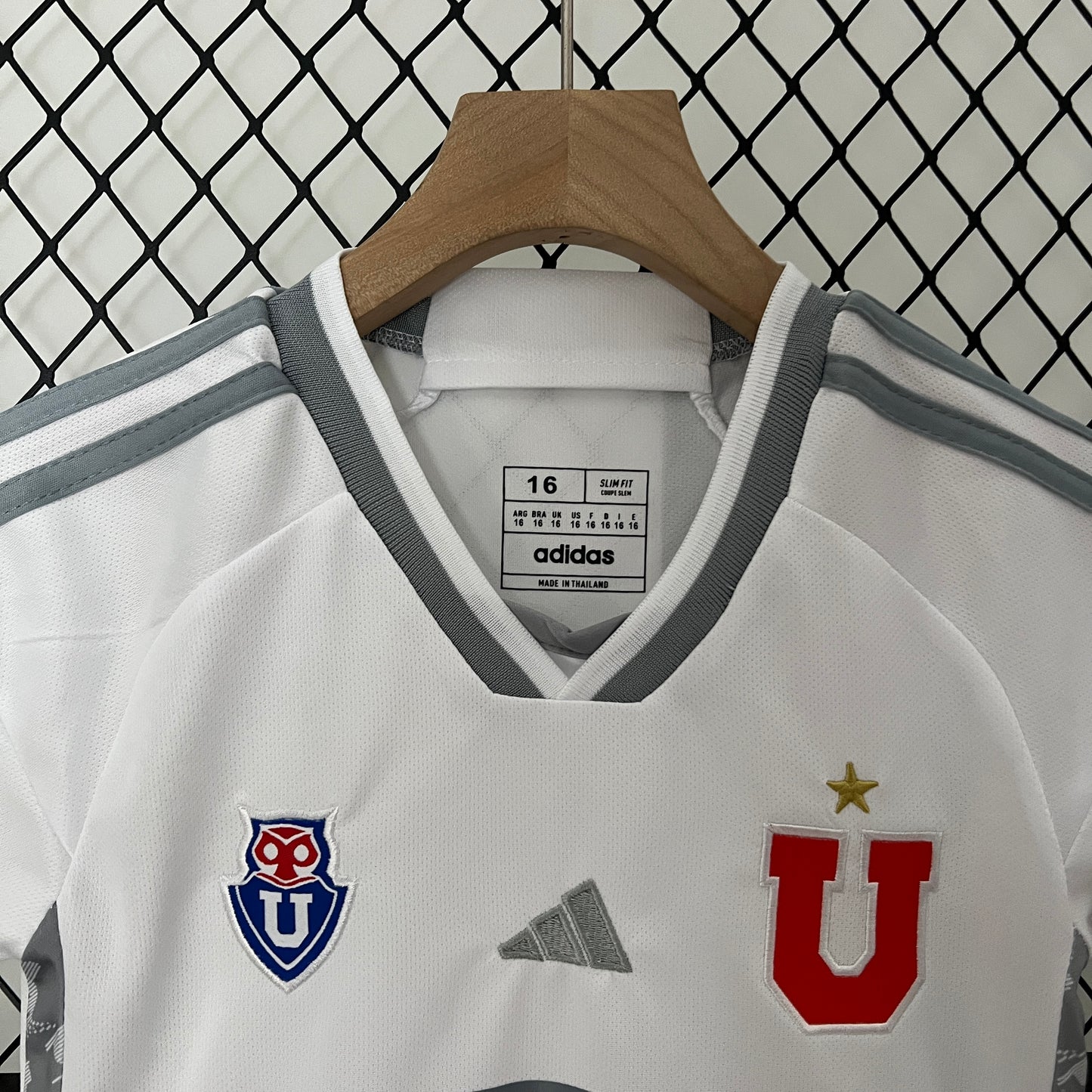 Universidad de Chile away kids set. Season 24/25