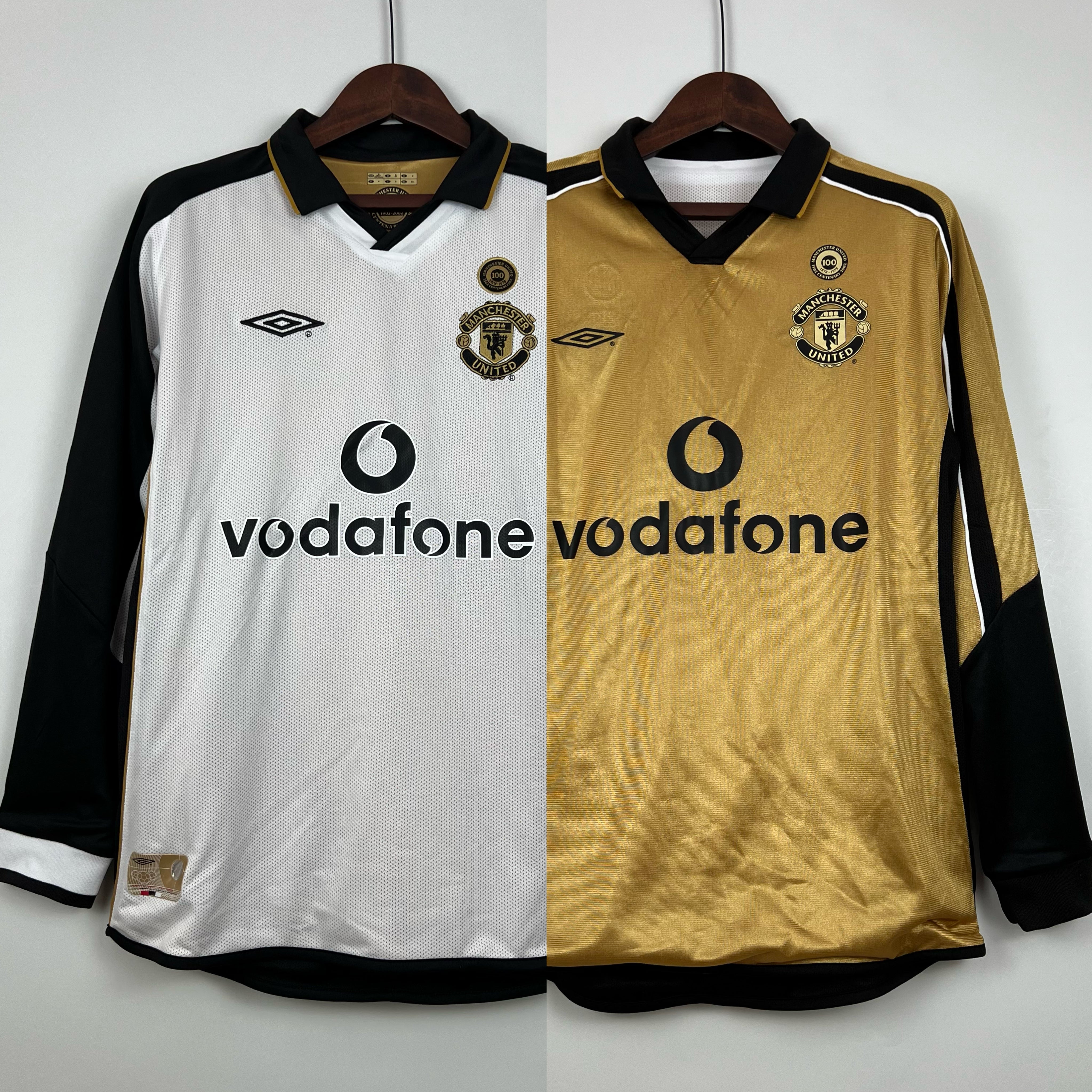 Manchester United 100th Anniversary double-sided longsleeve jersey. Season 01/02