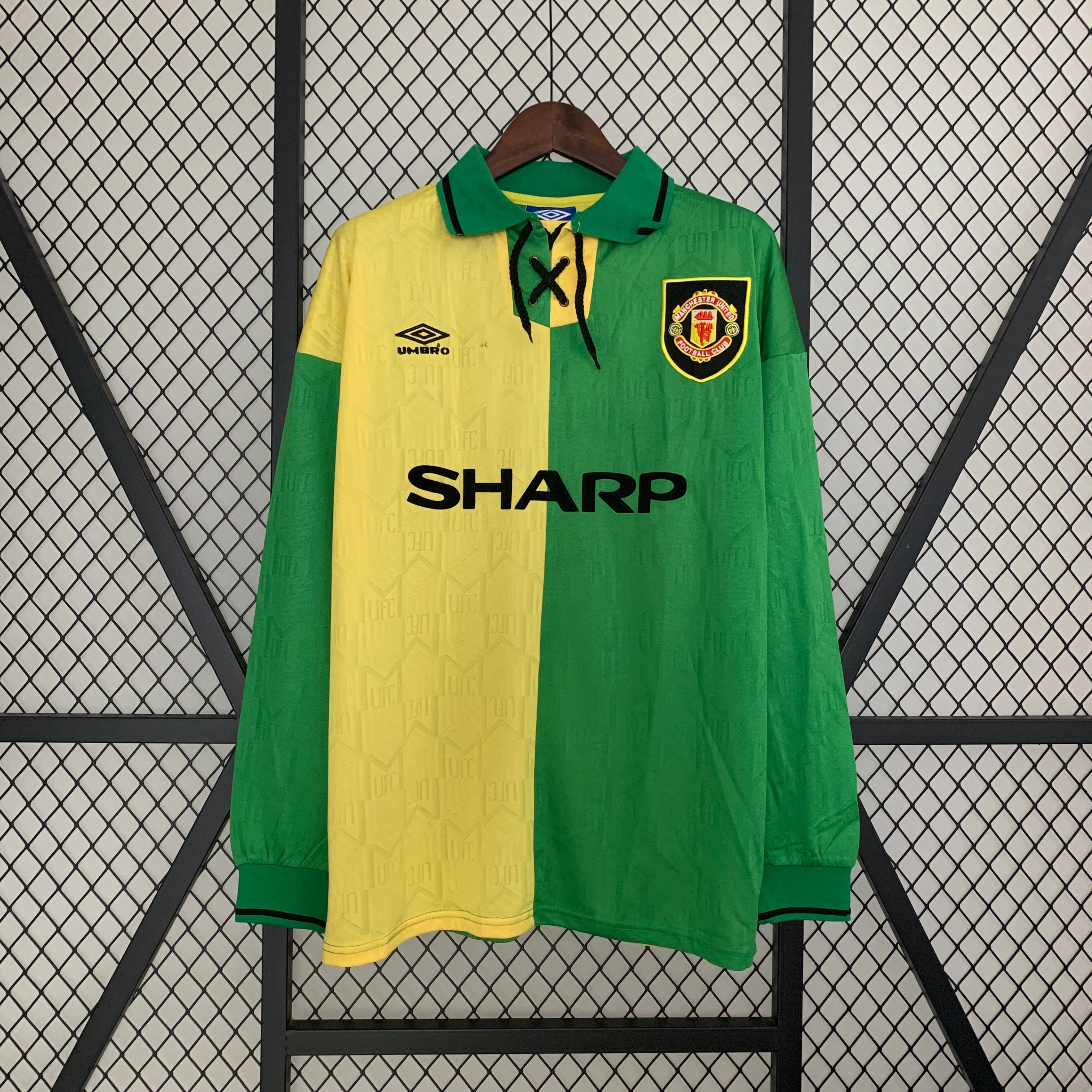 Manchester United longsleeve away jersey. Season 92/93