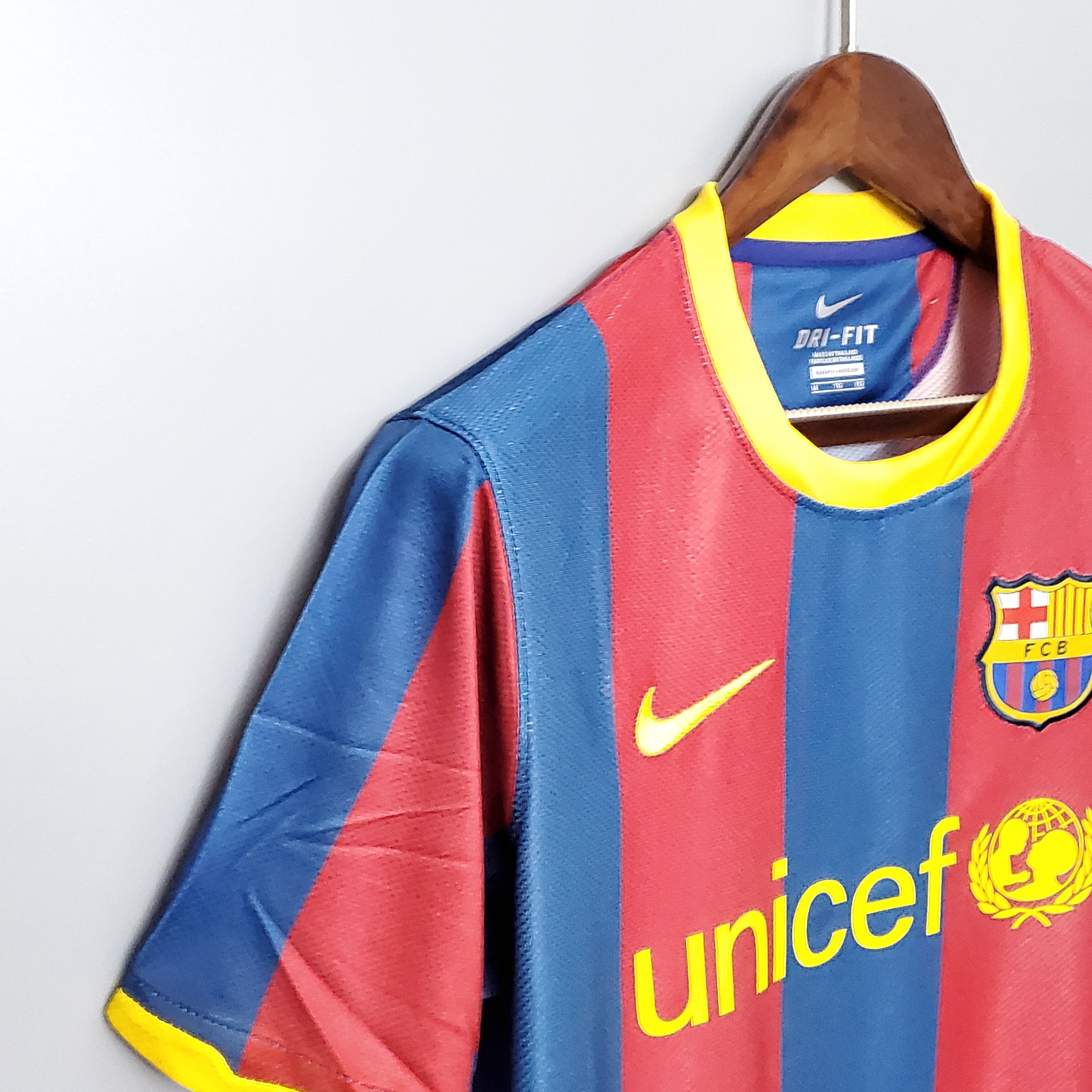 Barcelona home jersey. Season 10/11