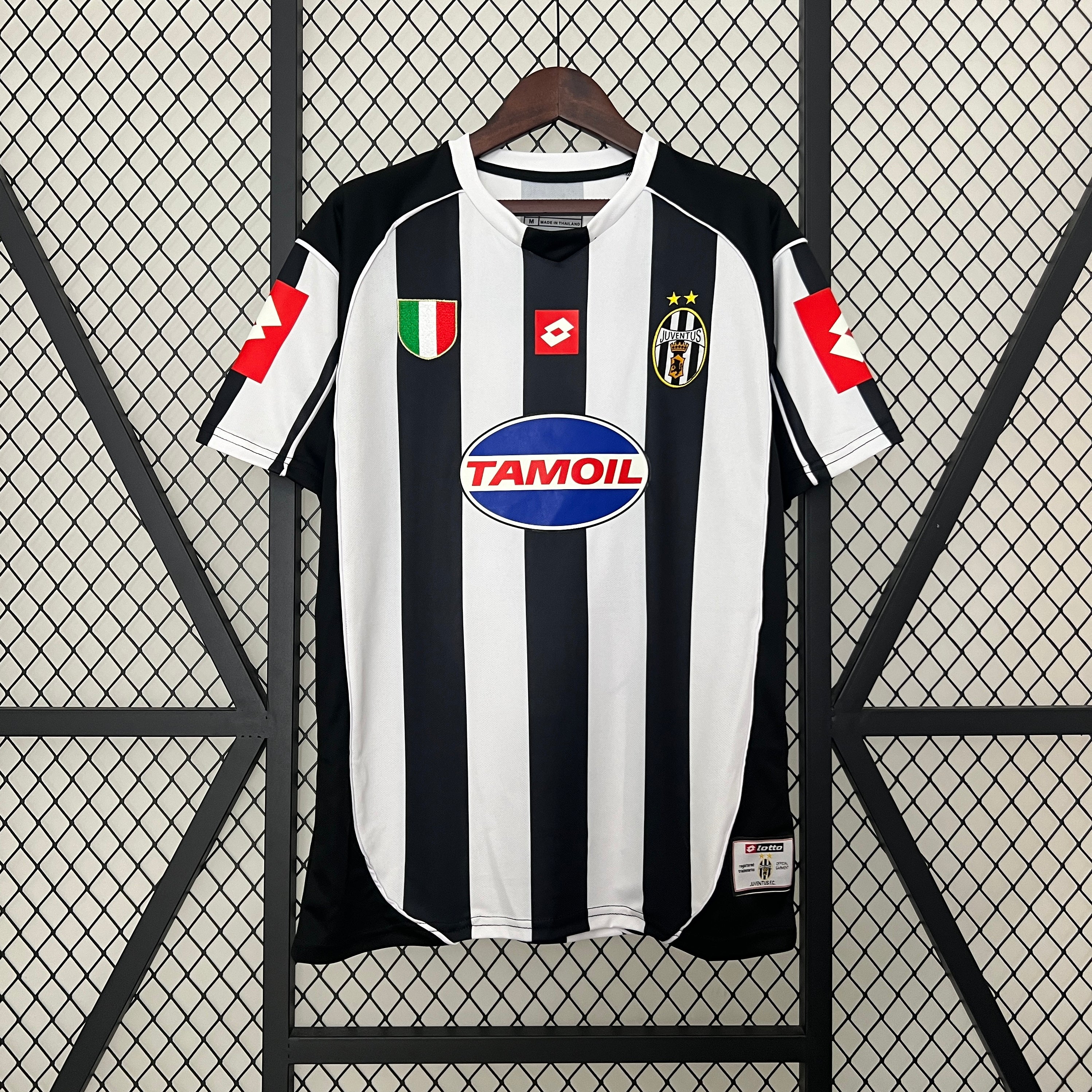 Juventus home jersey. Season 03/04
