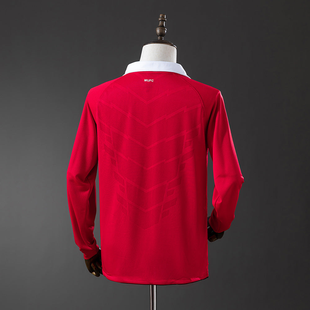 Manchester United longsleeve home jersey. Season 10/11