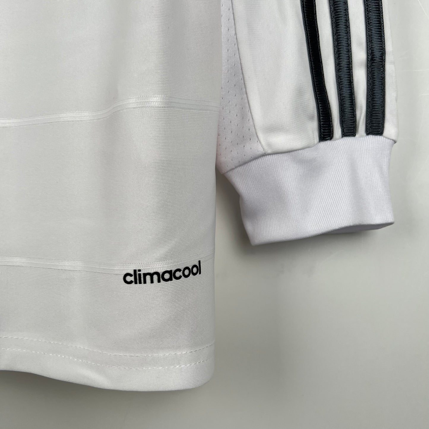 Real Madrid longsleeve home jersey. Season 13/14