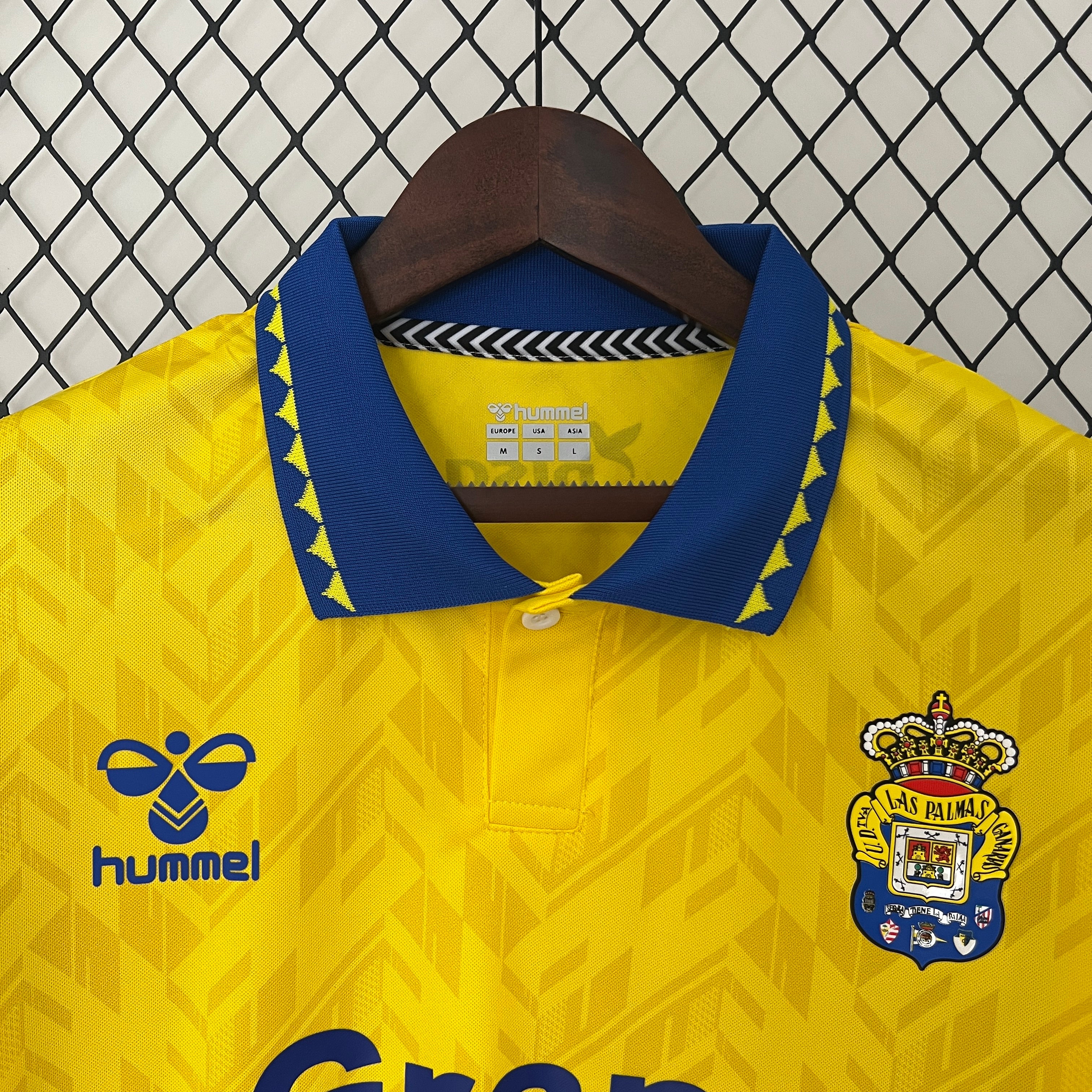 Las Palmas home jersey. Season 24/25
