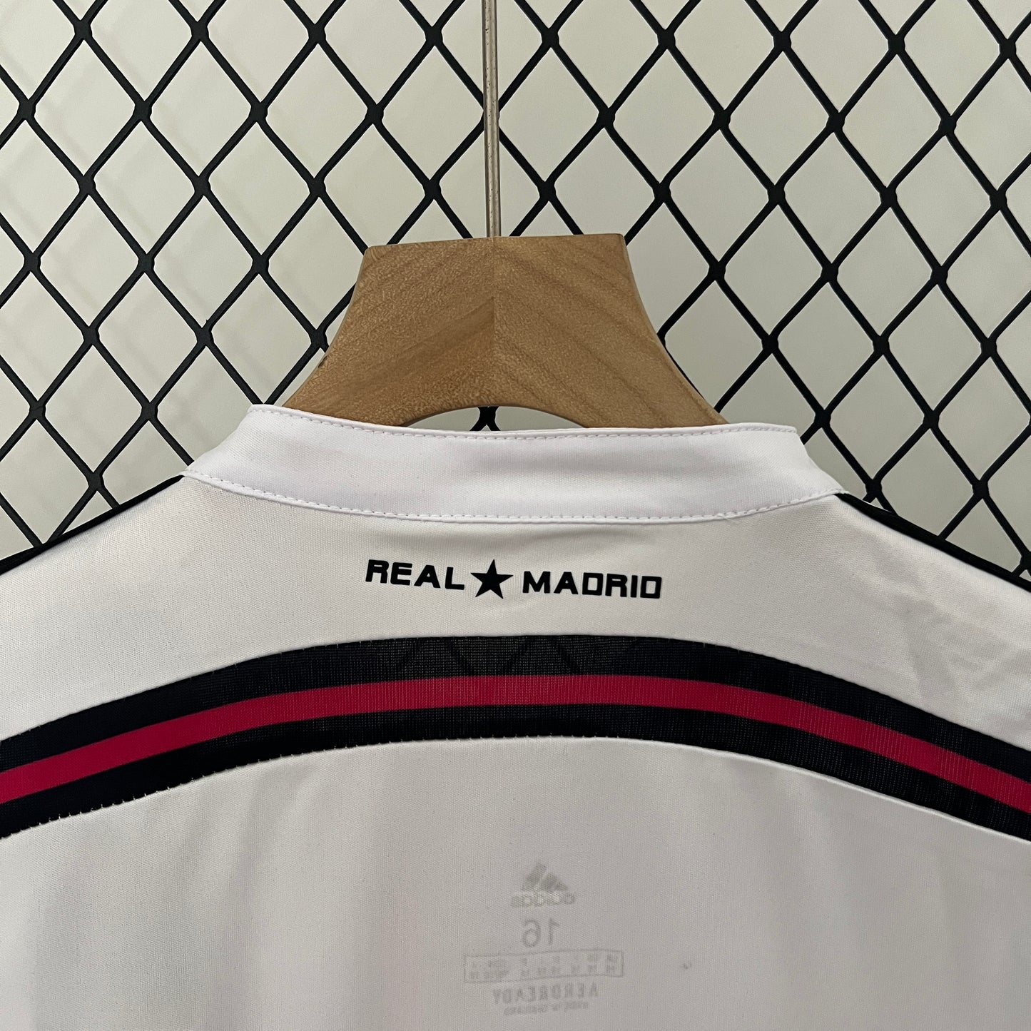Real Madrid home kids set. Season 14/15