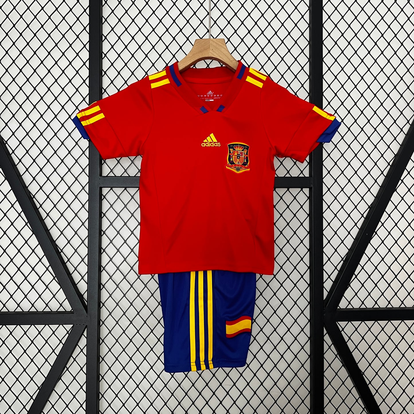 Spain 2010 home kids set.