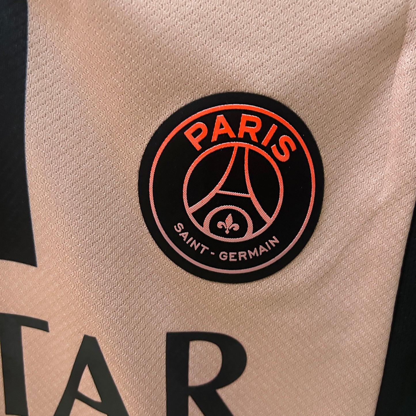 PSG away kids set. Season 24/25