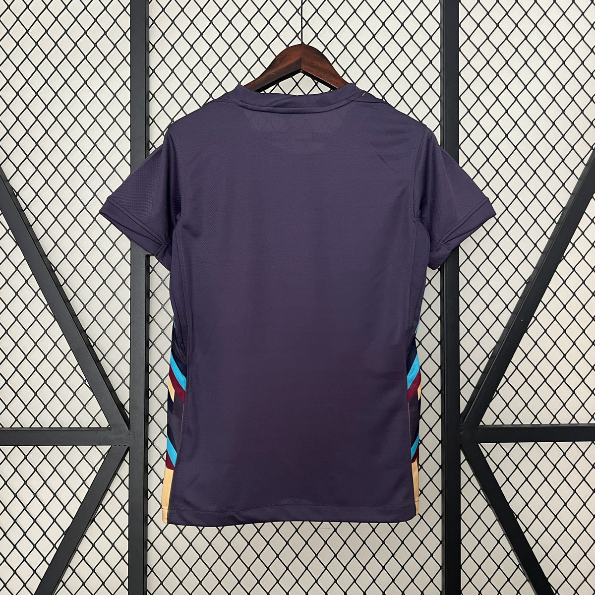 England away jersey for women. Season 23/24
