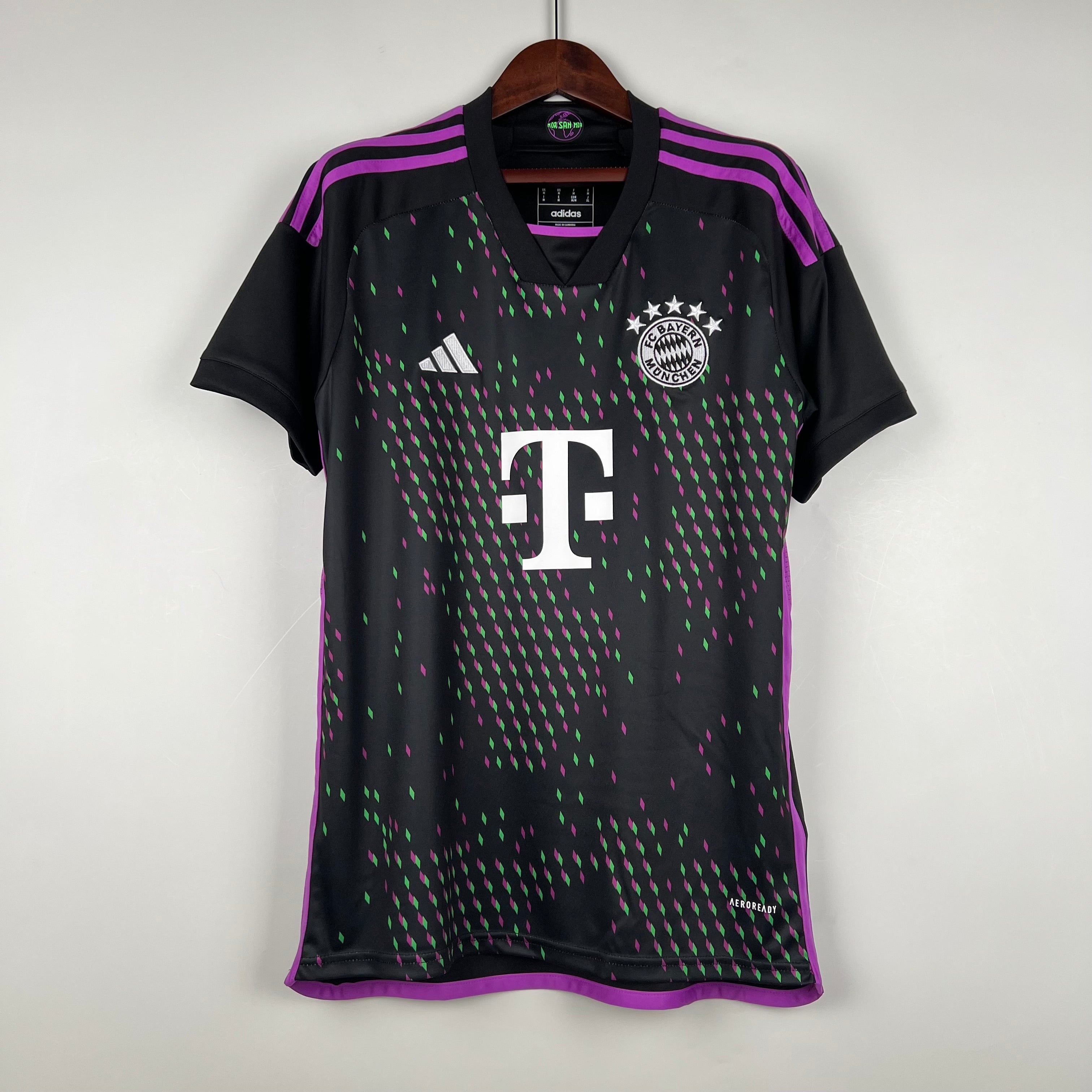 Bayern Munich away jersey. Season 23/24