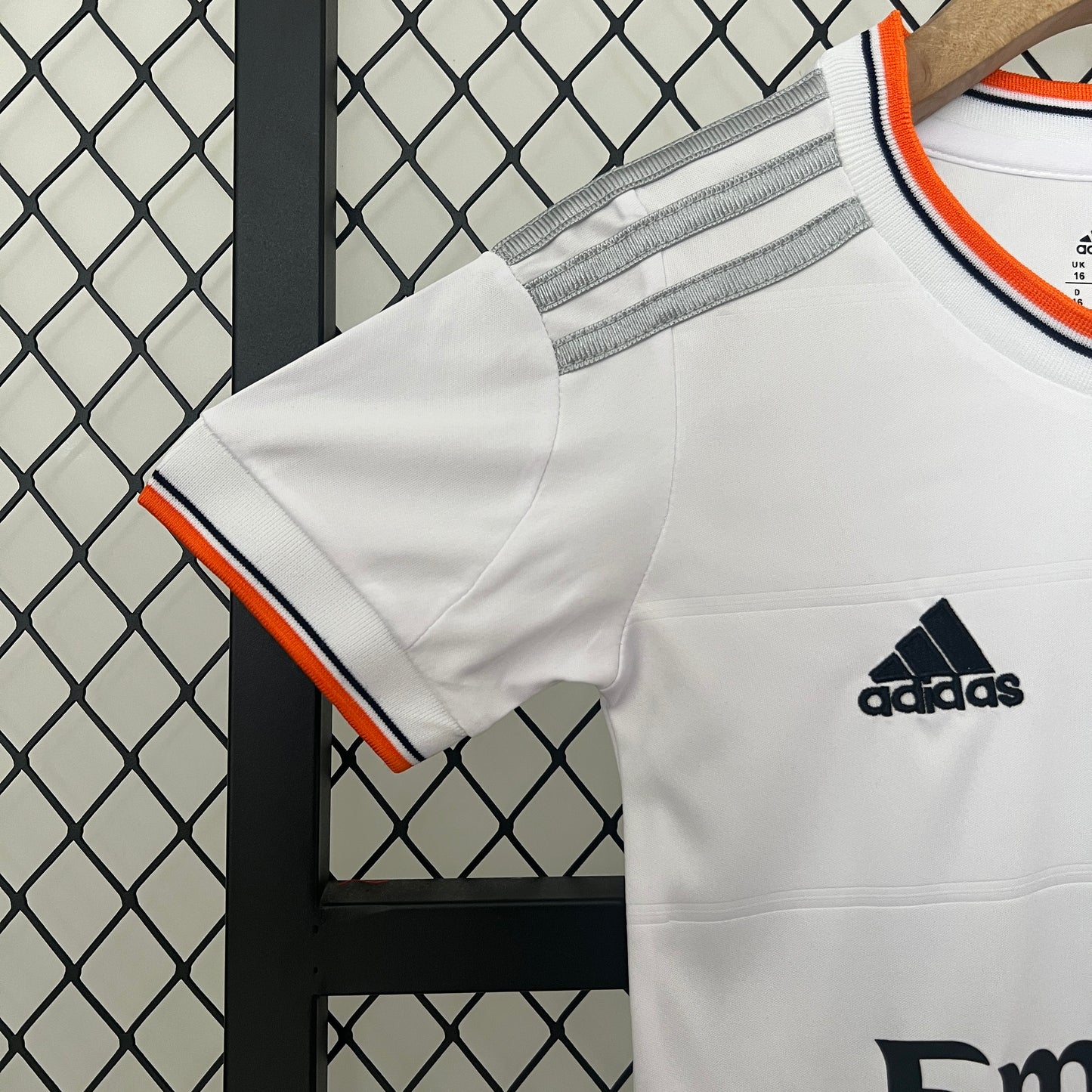 Real Madrid home kids set. Season 13/14