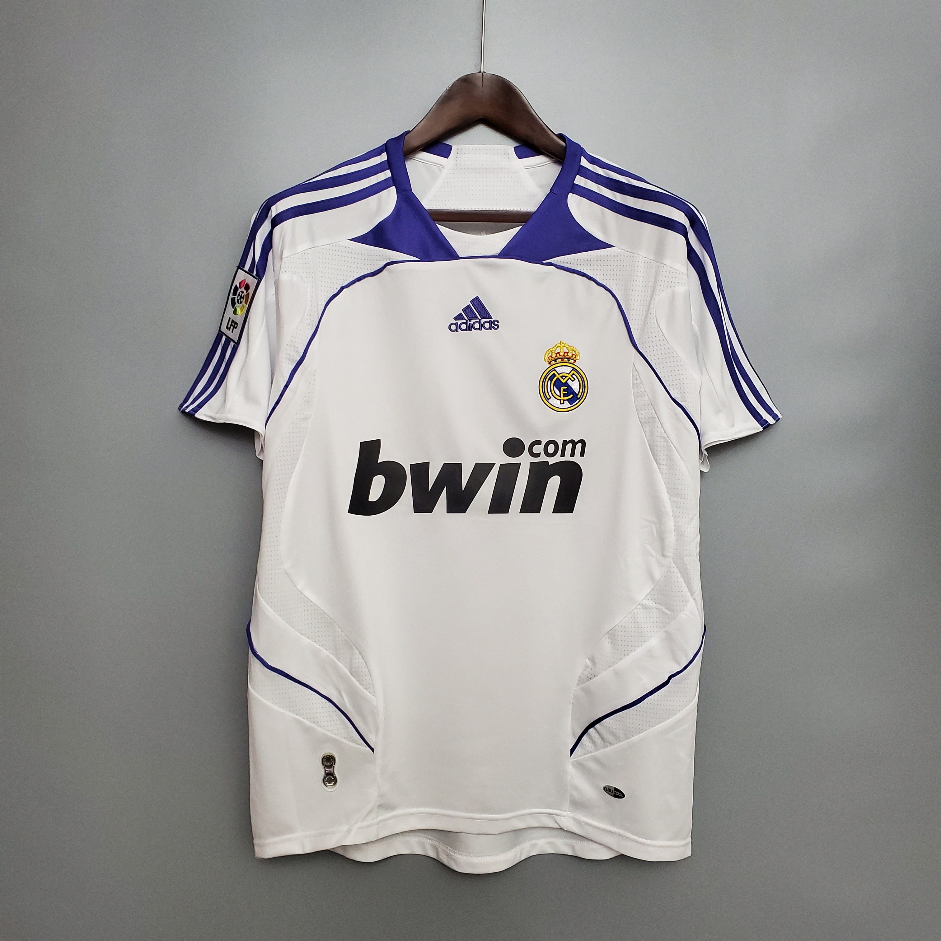 Real Madrid home jersey. Season 07/08