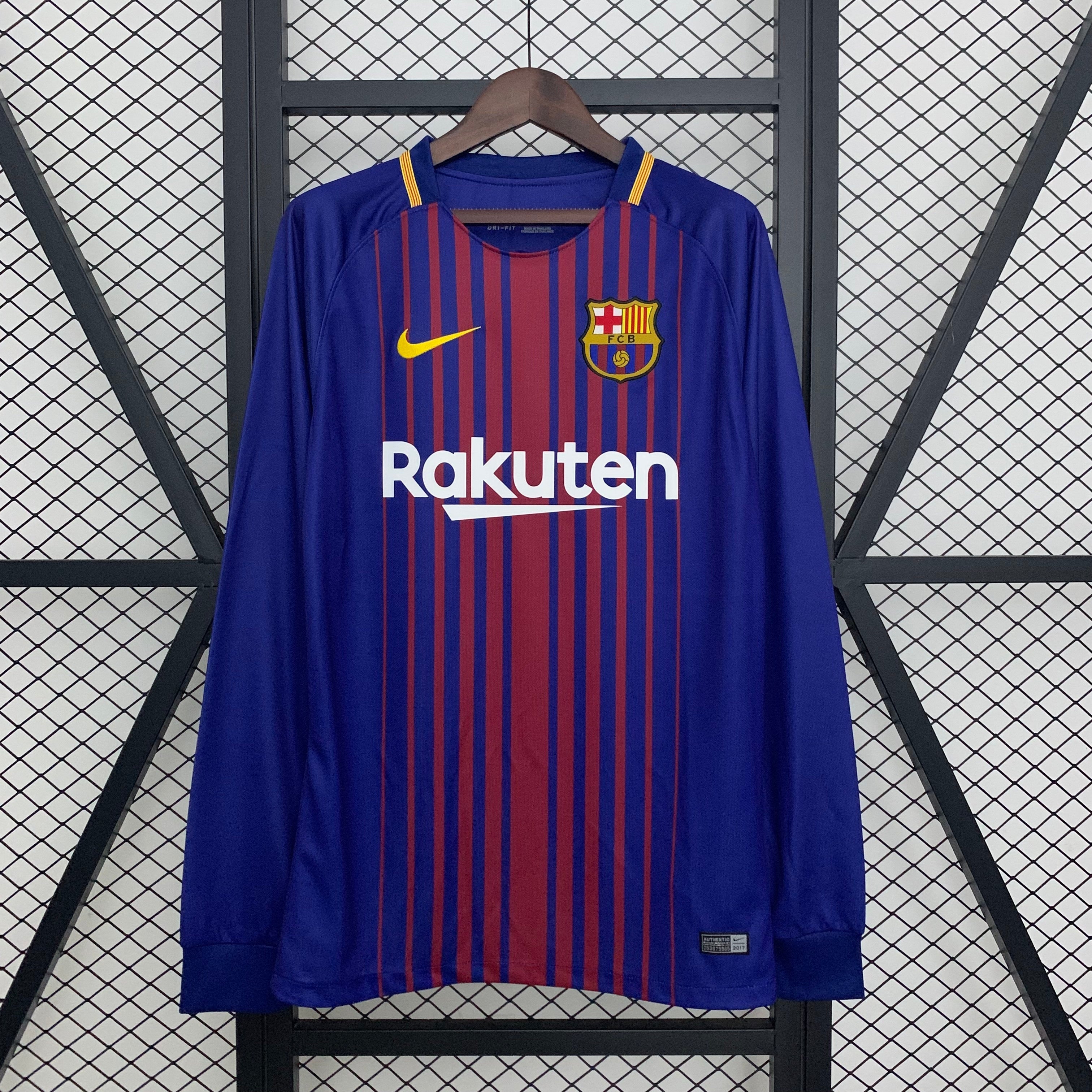 Barcelona longsleeve home jersey. Season 17/18