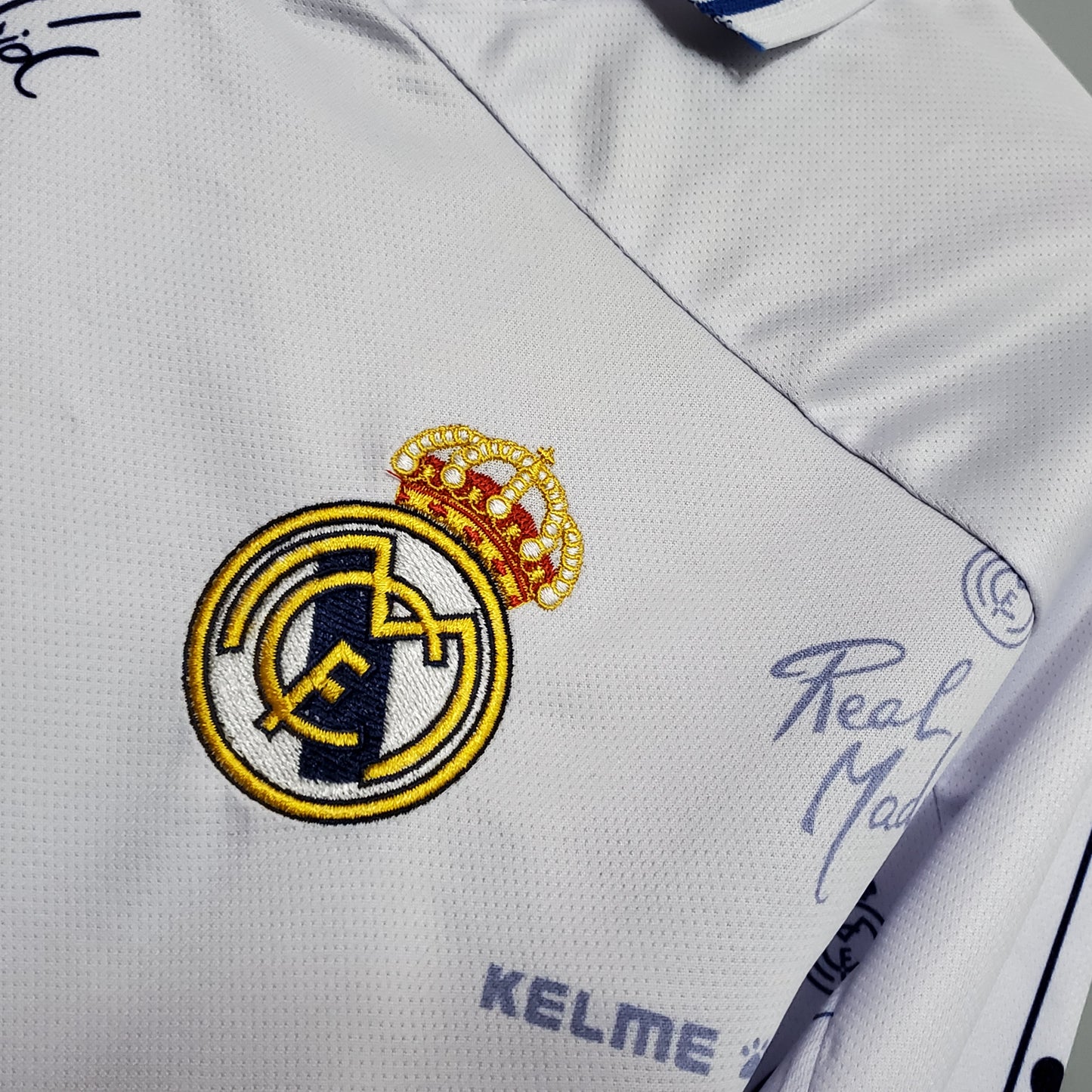 Real Madrid home jersey. Season 94/96