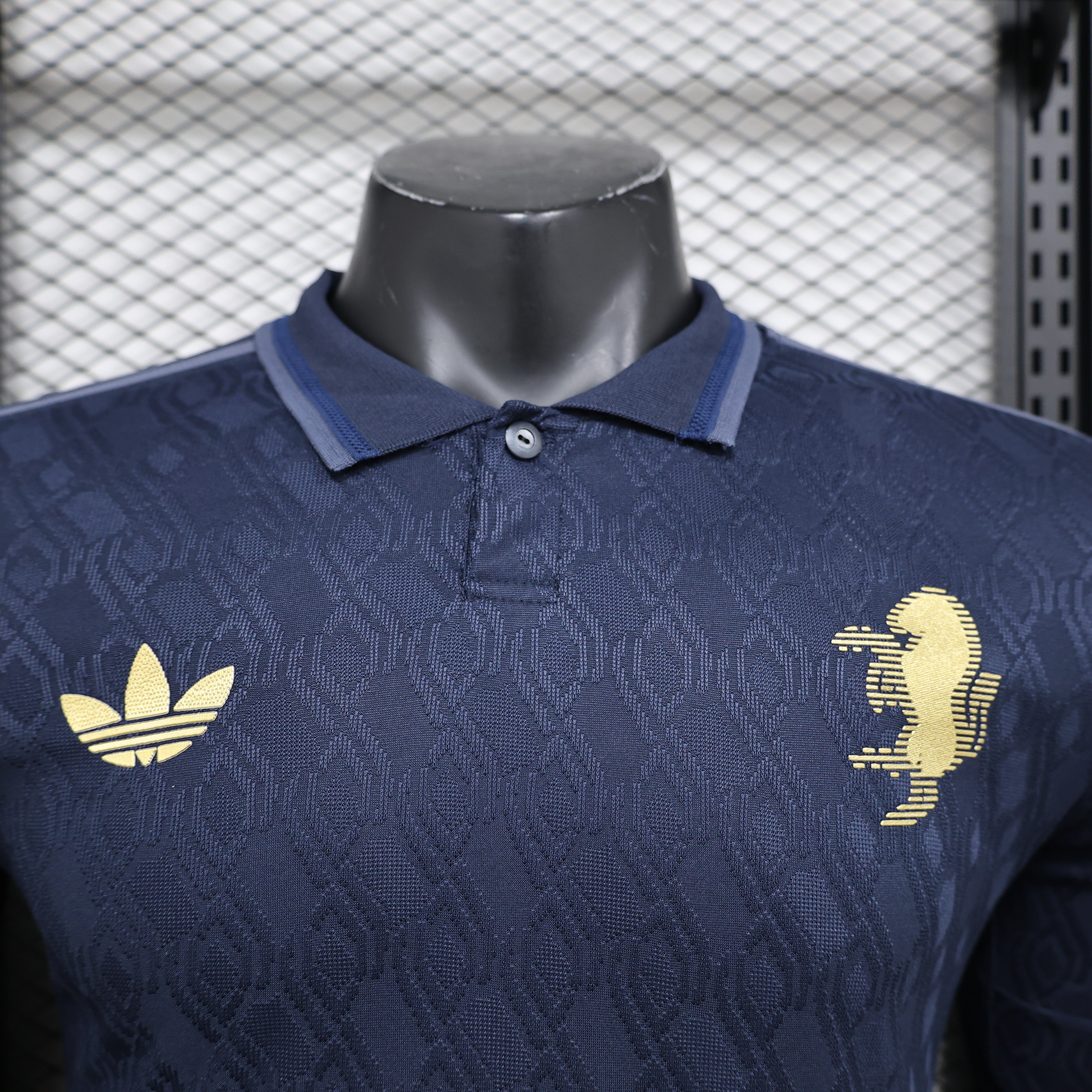 Juventus longsleeve third jersey. Season 24/25 (Player Version)