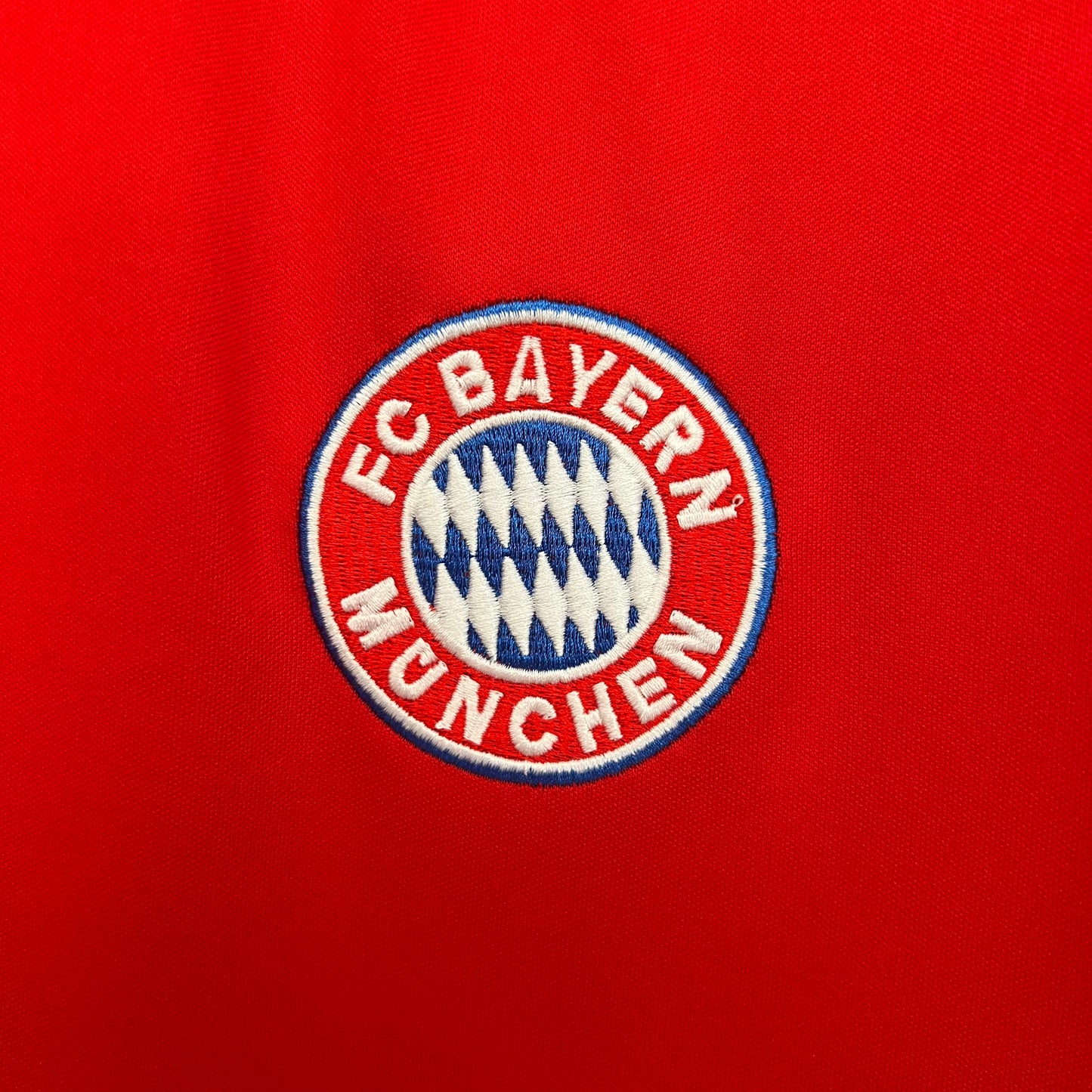 Bayern Munich home jersey. Season 00/01