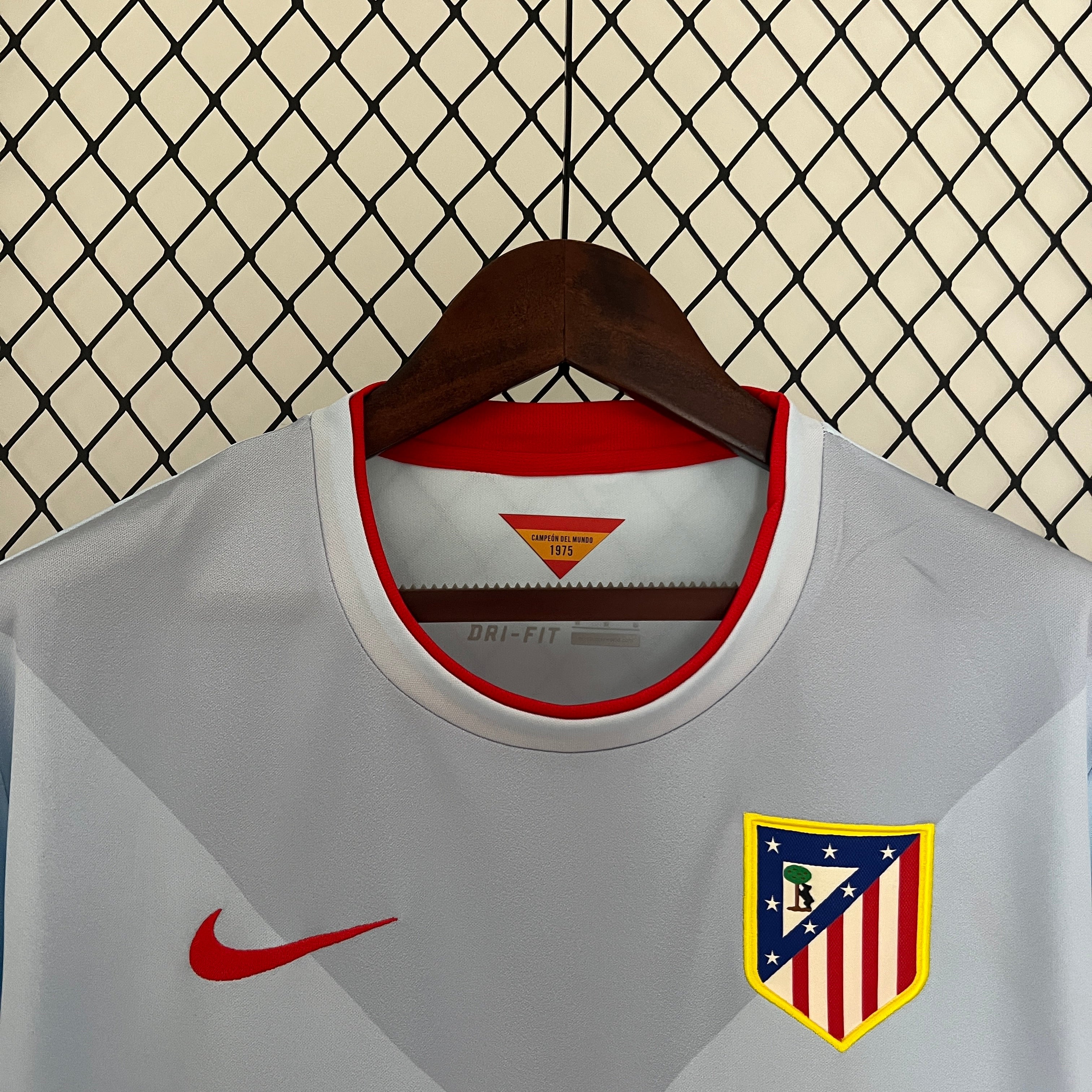 Atletico Madrid away jersey. Season 13/14