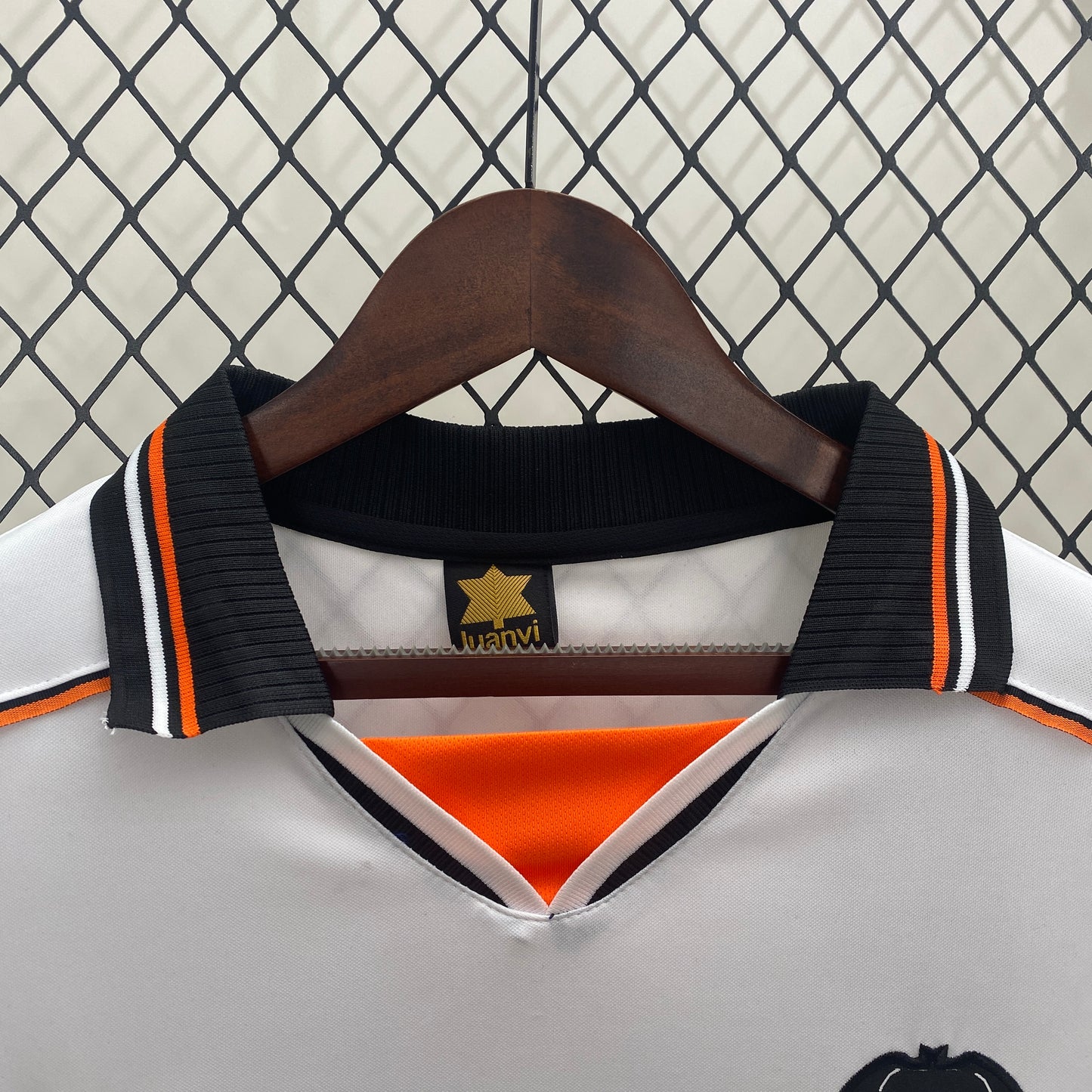 Valencia home jersey. Season 99/00