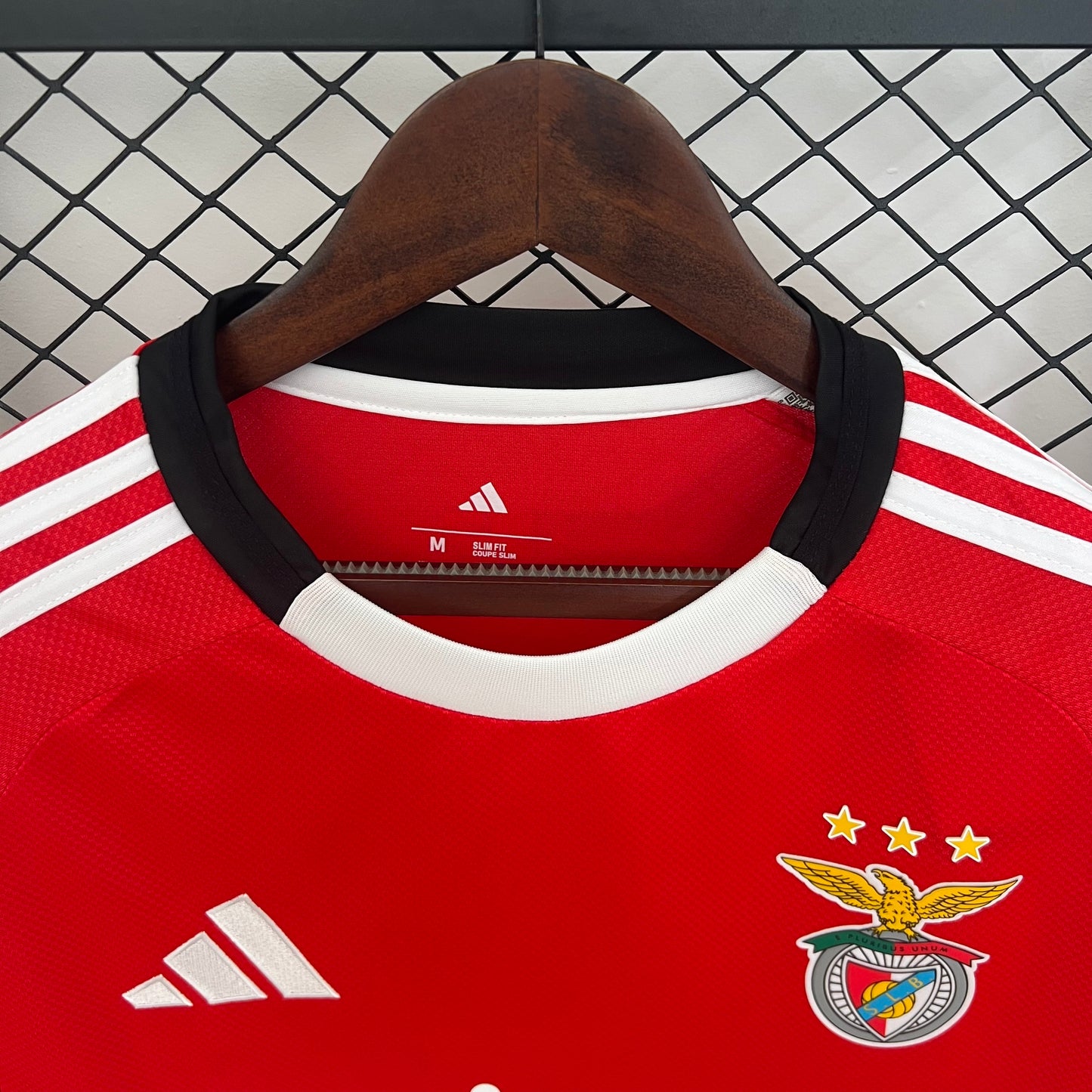Benfica longsleeve home jersey. Season 25/26