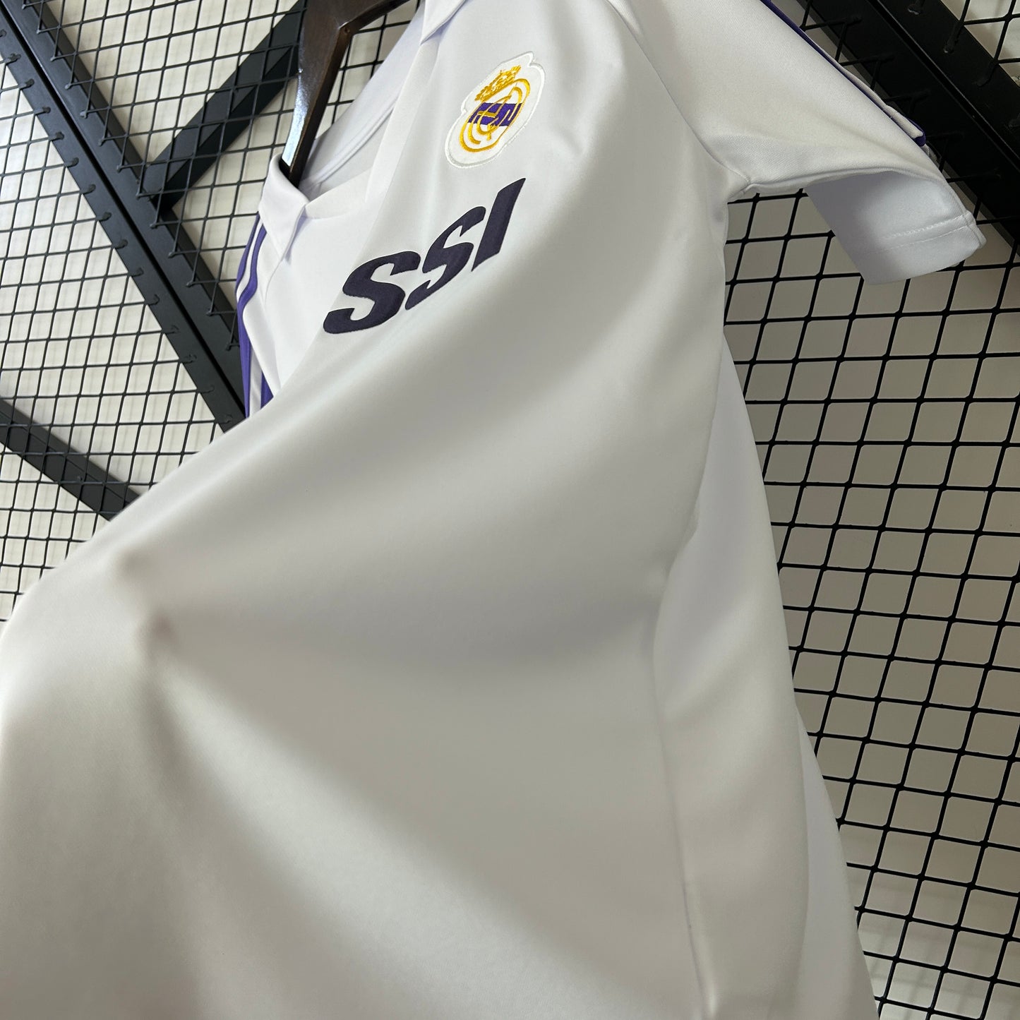 Real Madrid home jersey. Season 84/85