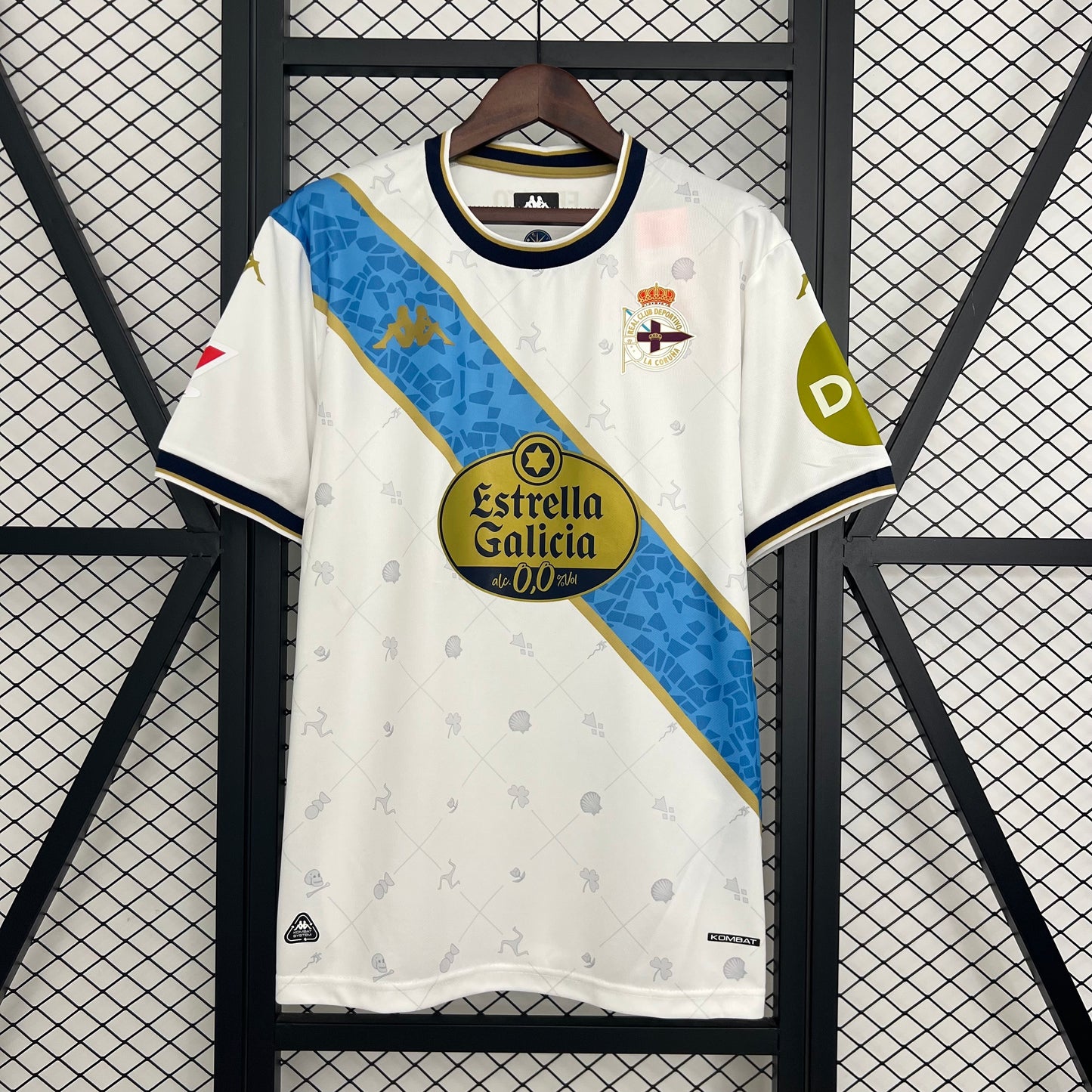 Deportivo La Coruna third jersey. Season 25/26