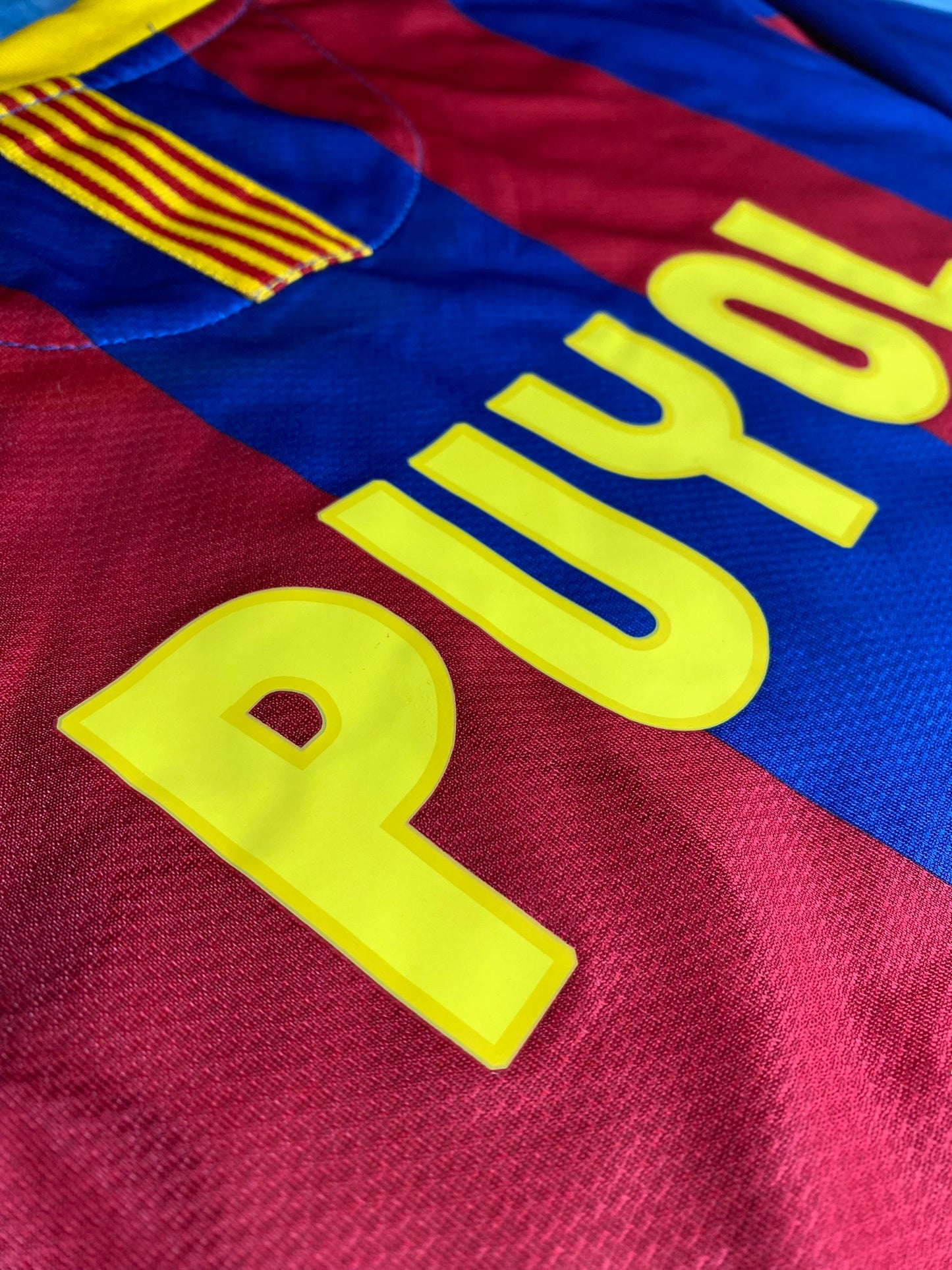 Barcelona home jersey. Season 10/11. Carles Puyol