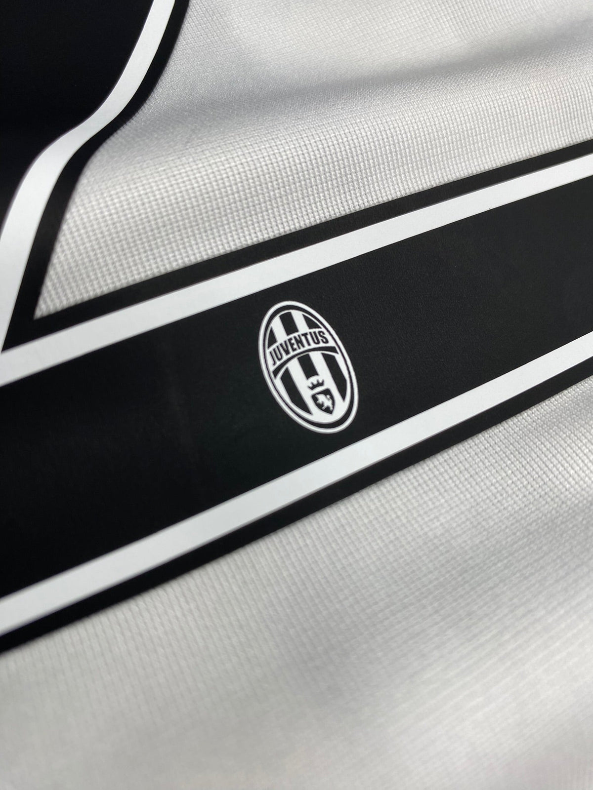 Juventus home jersey. Season 15/16. Paolo Dybala