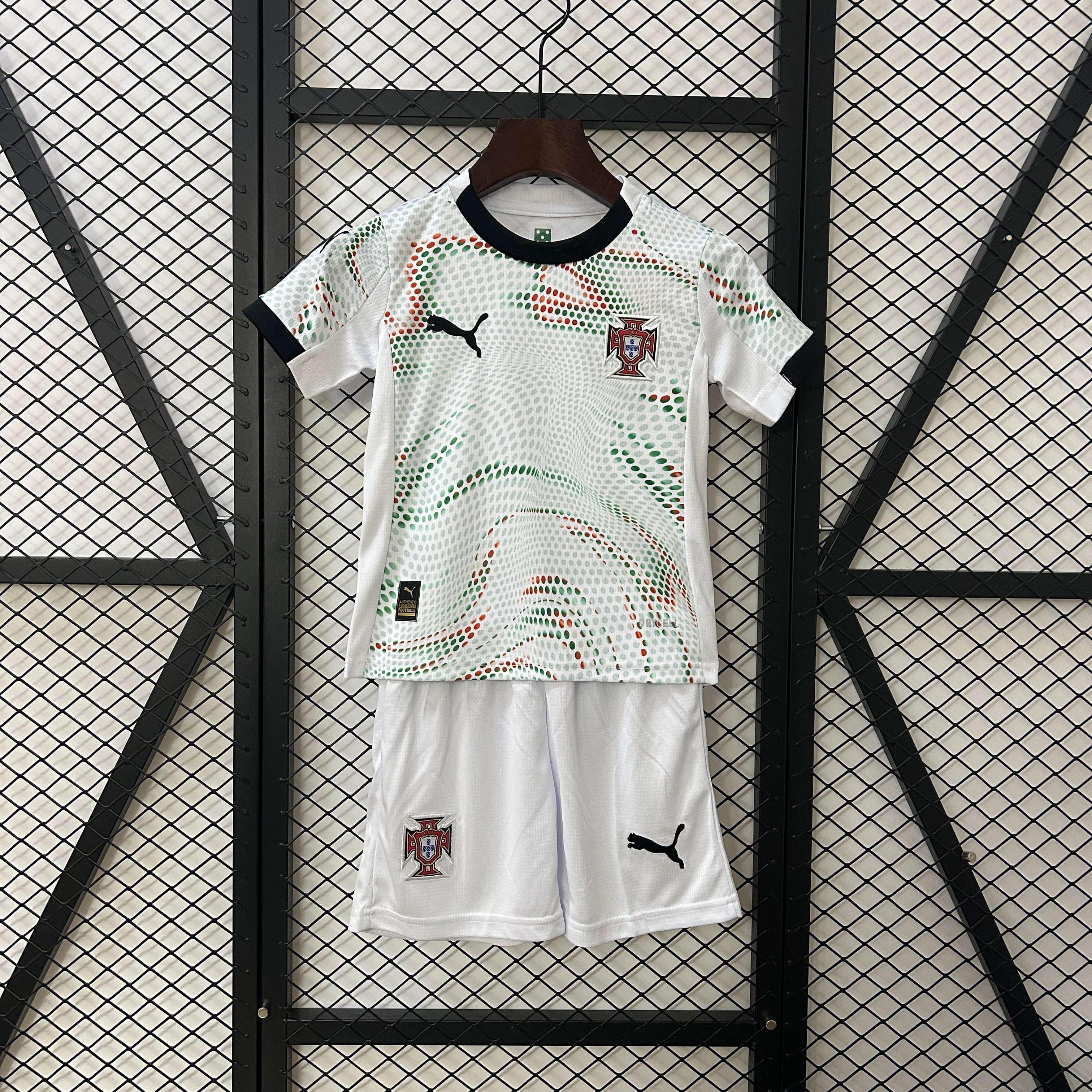 Portugal 2025 away kids set