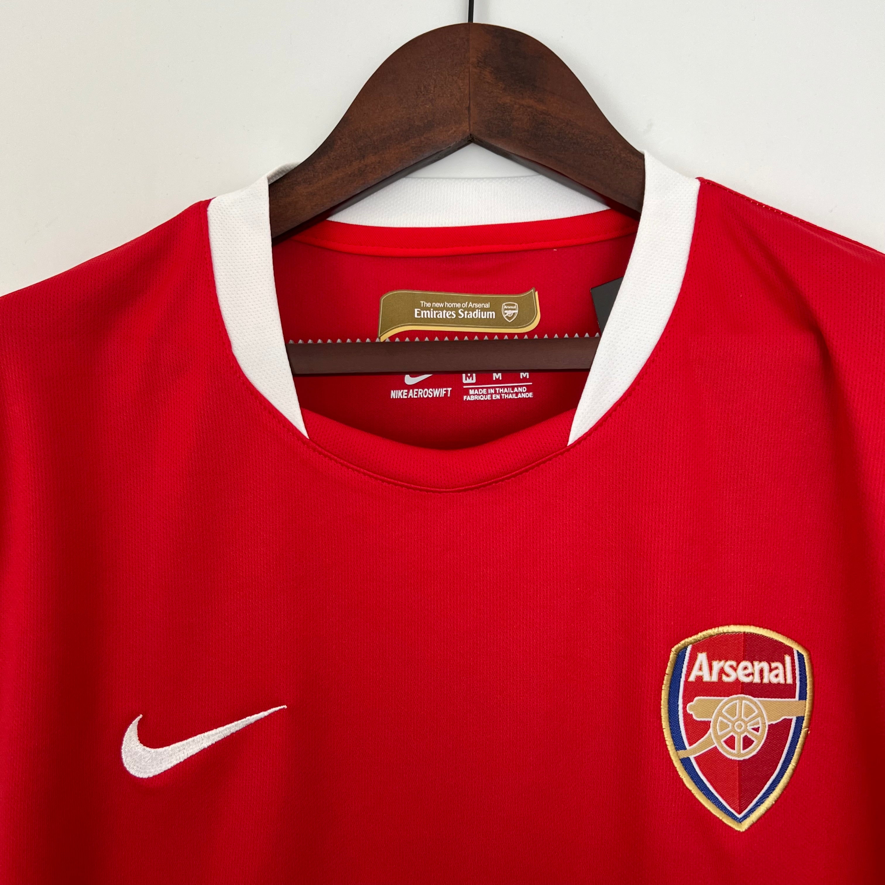 Arsenal home jersey. Season 06/07