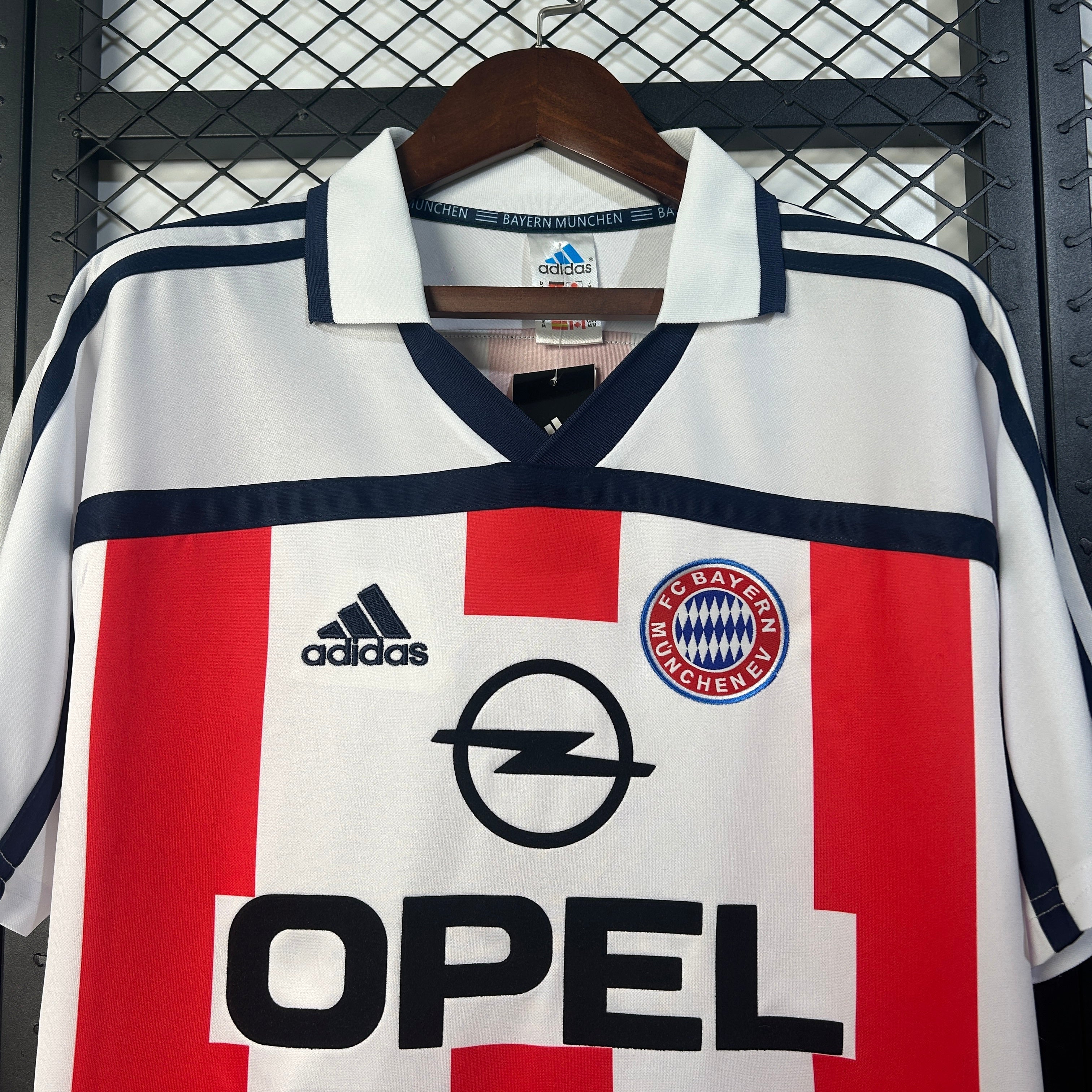 Bayern Munich away jersey. Season 00/02