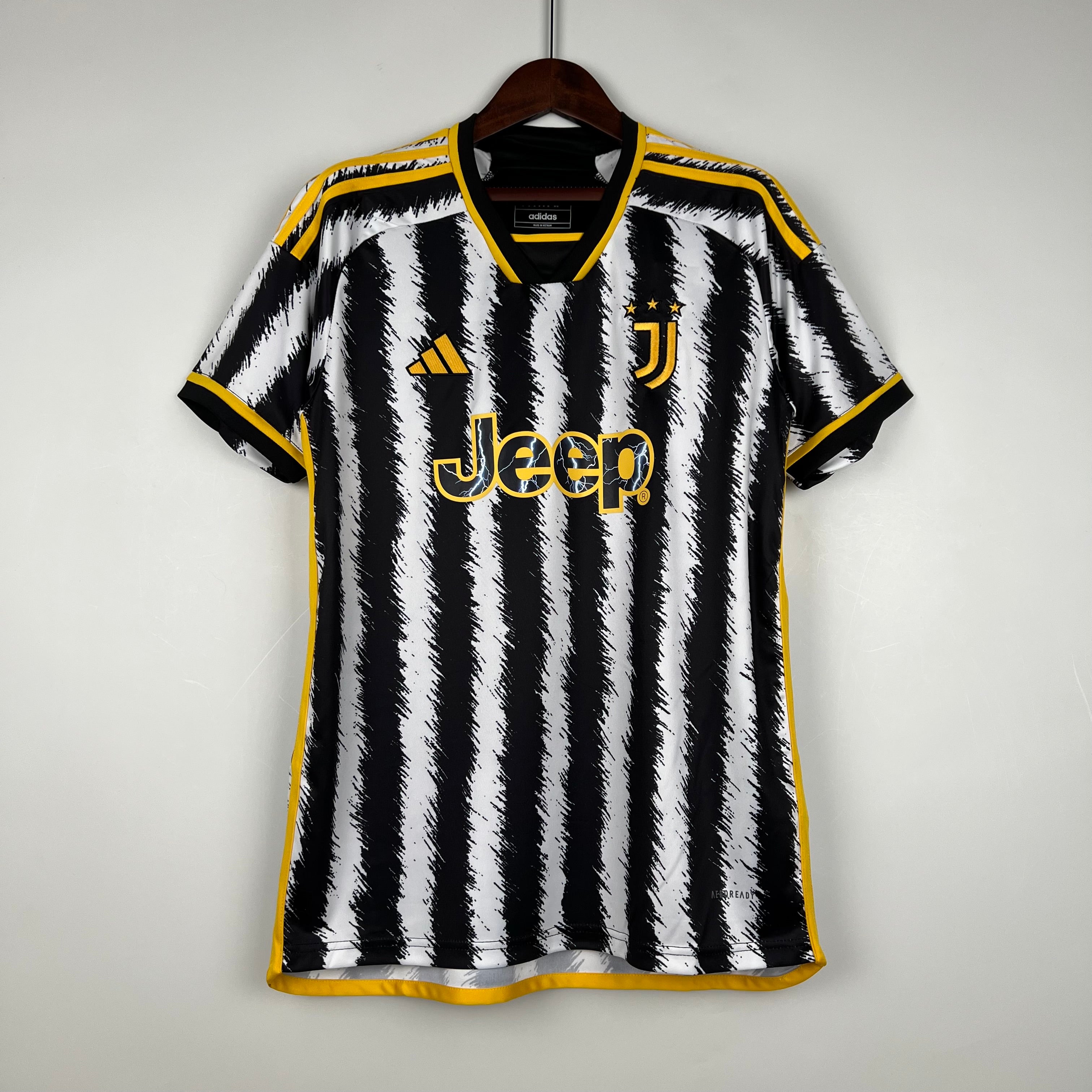 Juventus home jersey. Season 23/24