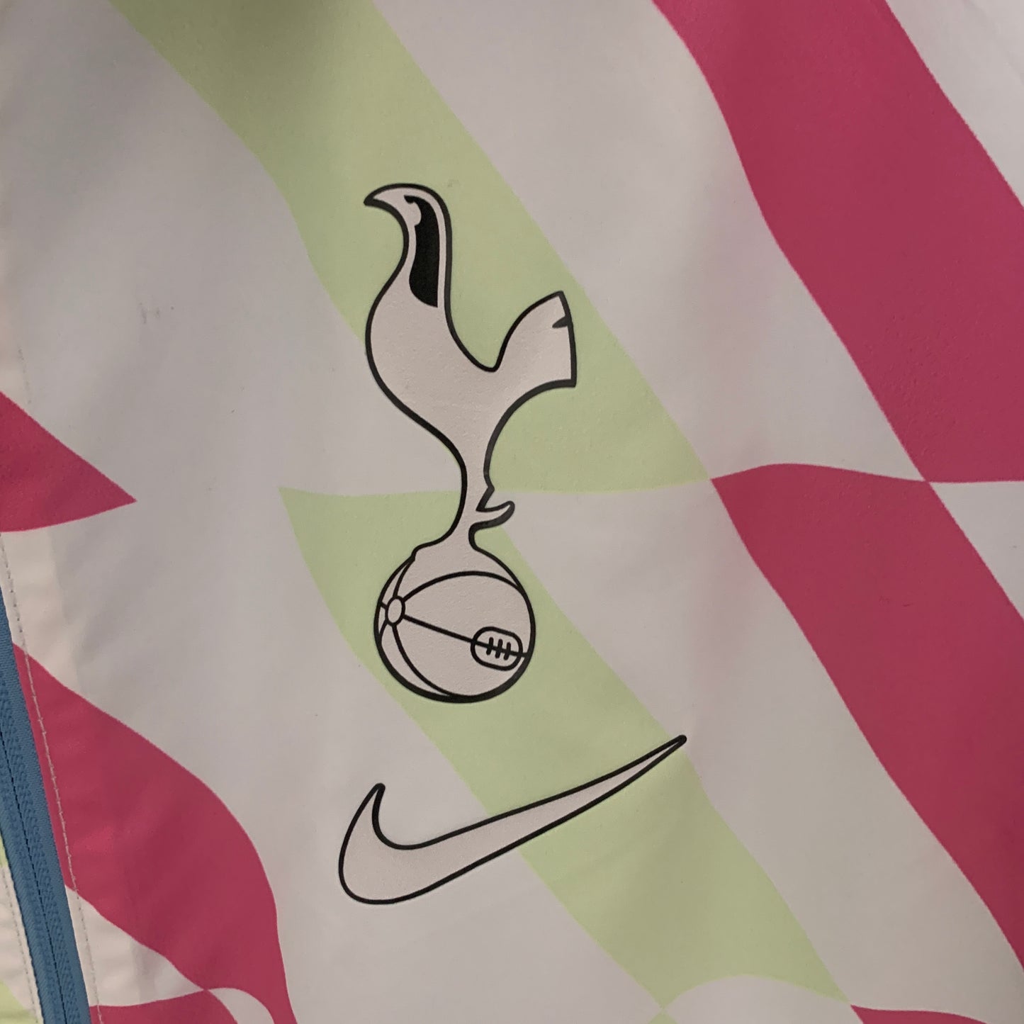 Tottenham double-sided Windbreaker