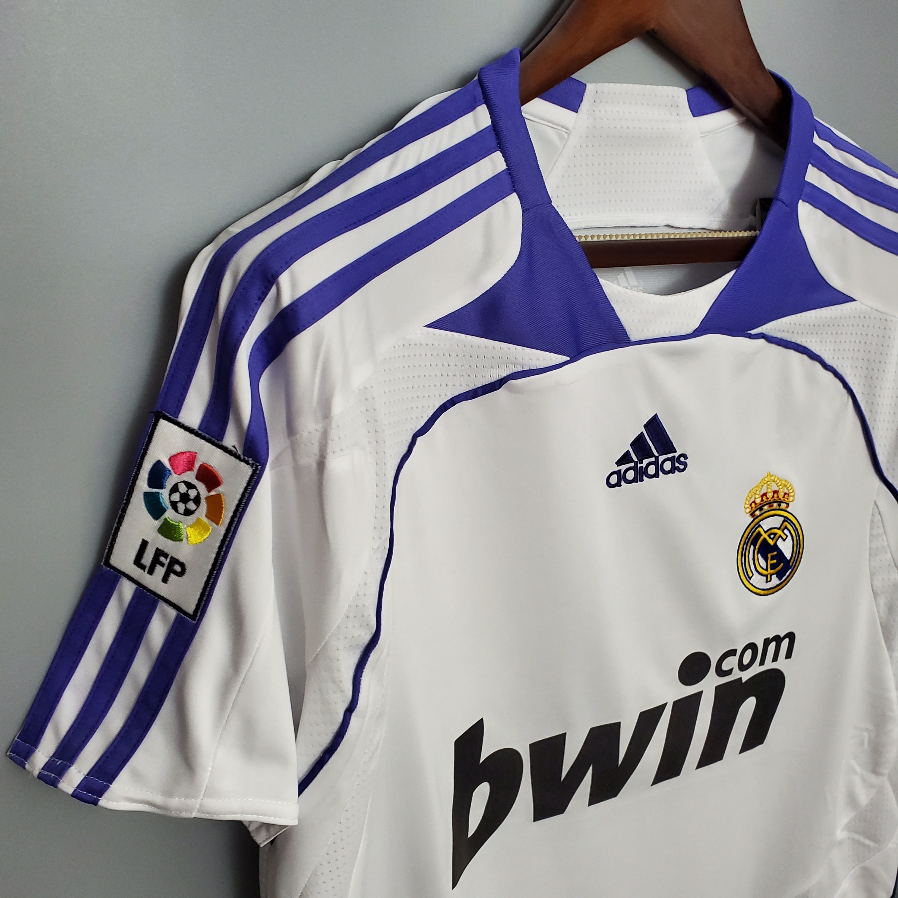 Real Madrid home jersey. Season 07/08
