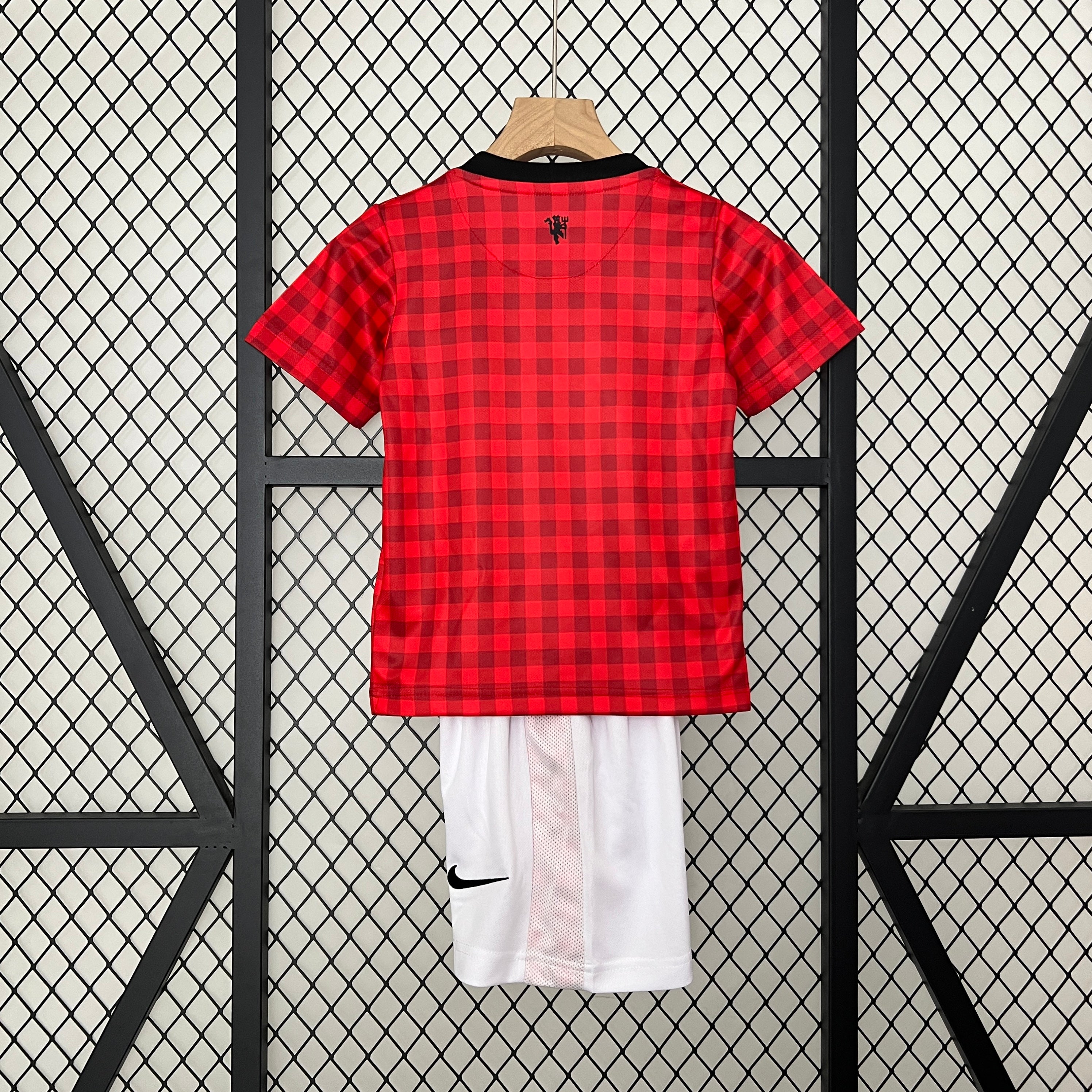 Manchester United home kids set. Season 12/13