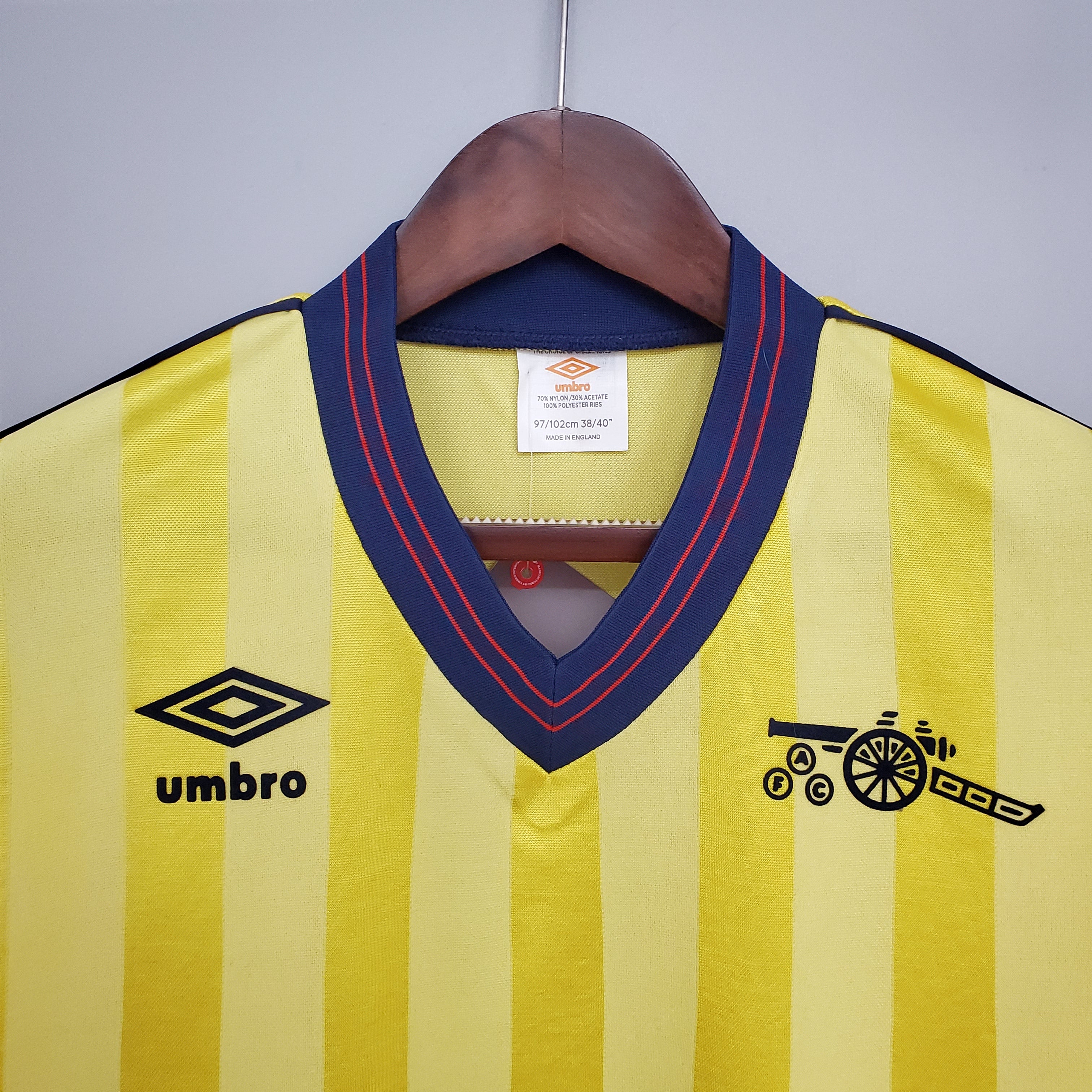 Arsenal away jersey. Season 83/86