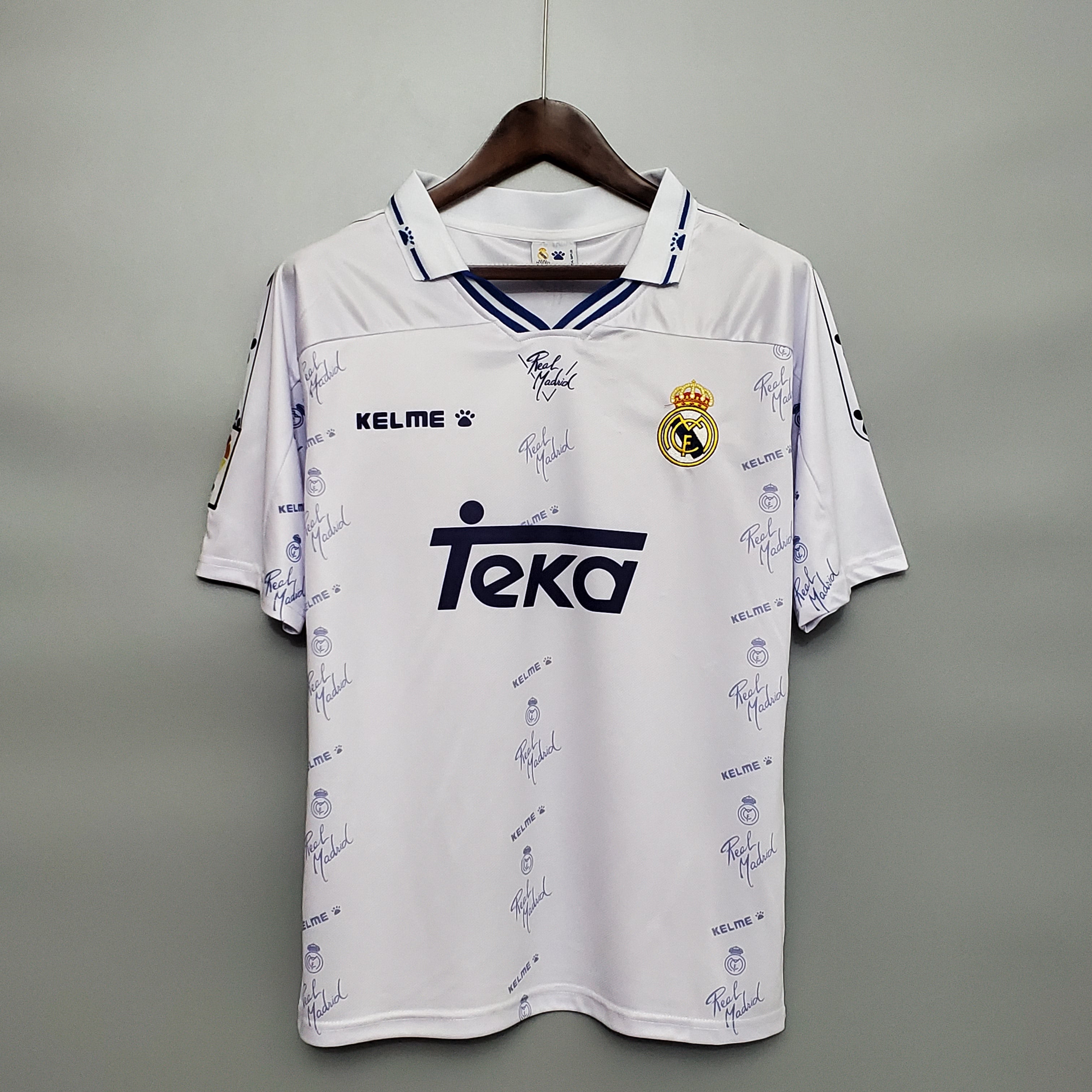 Real Madrid home jersey. Season 94/96