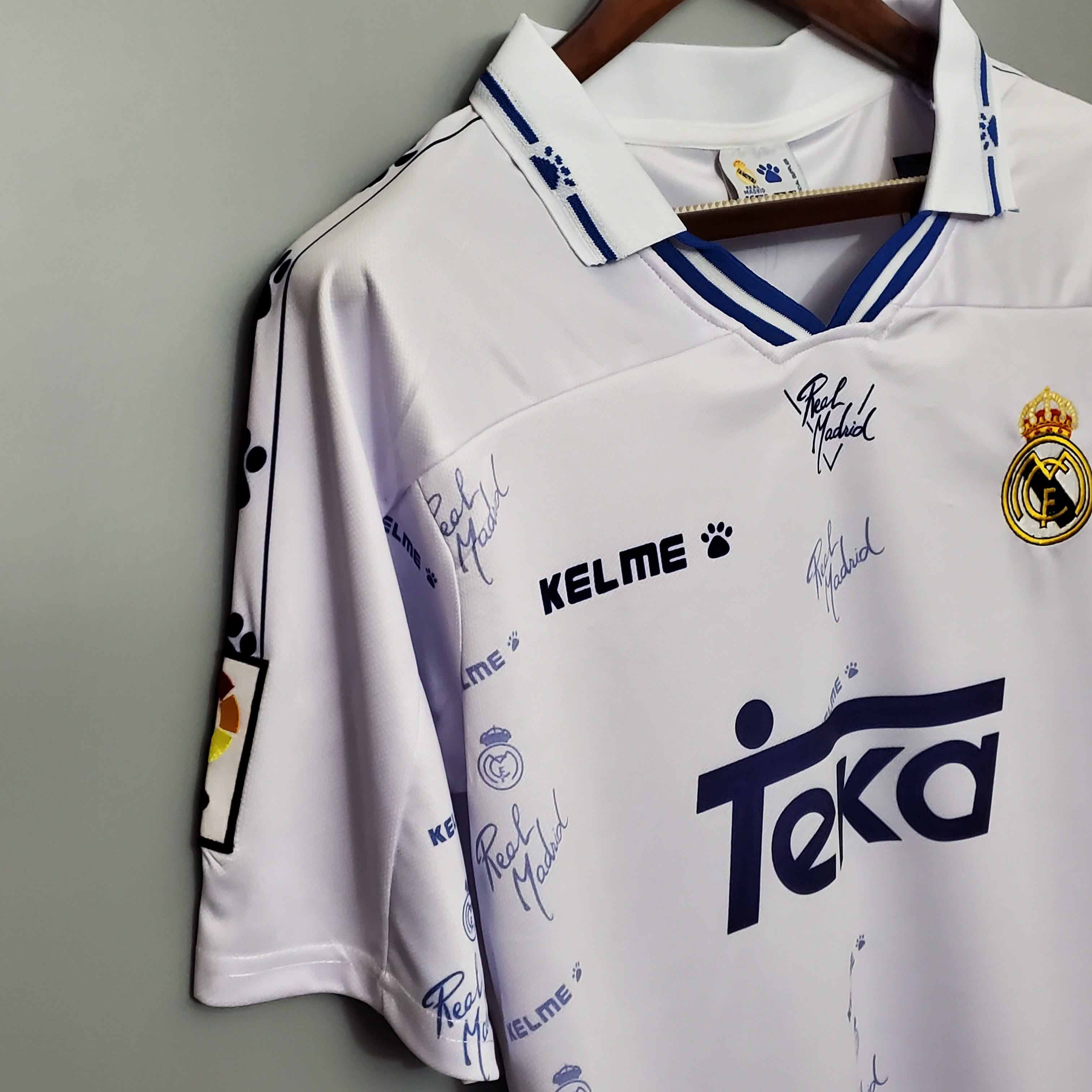 Real Madrid home jersey. Season 94/96